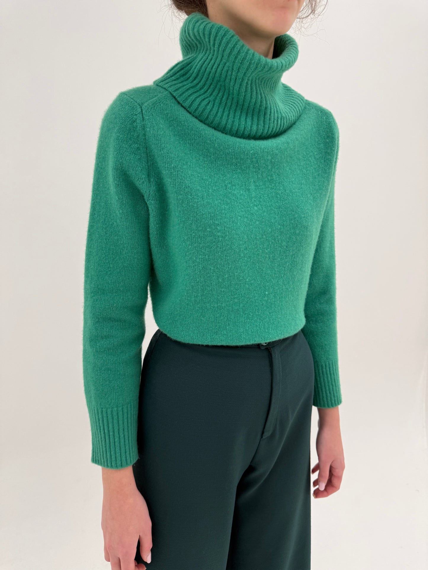 Maleta petite verde smarald din lana plină extrafina de gramaj mare