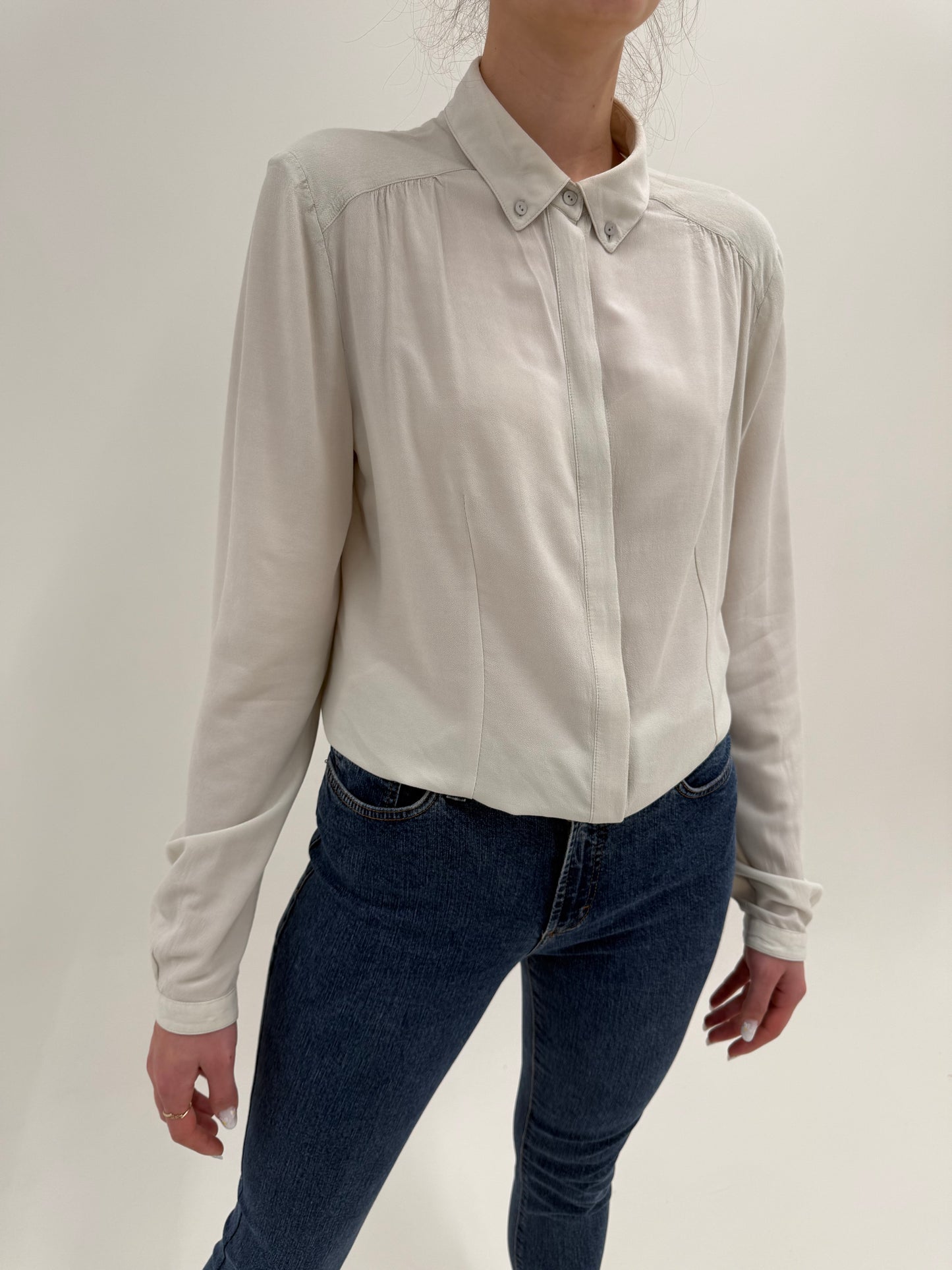 Cămașa Hugo Boss off white button down  din crepe în croi actual
