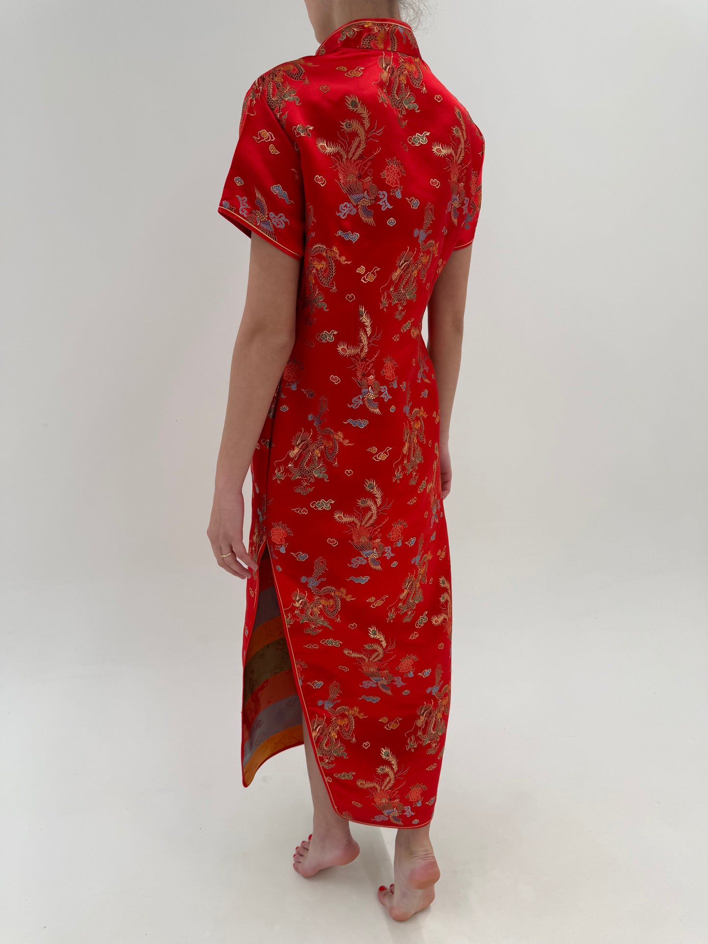 Rochie maxi cu influențe asiatice din mătase naturală brocart