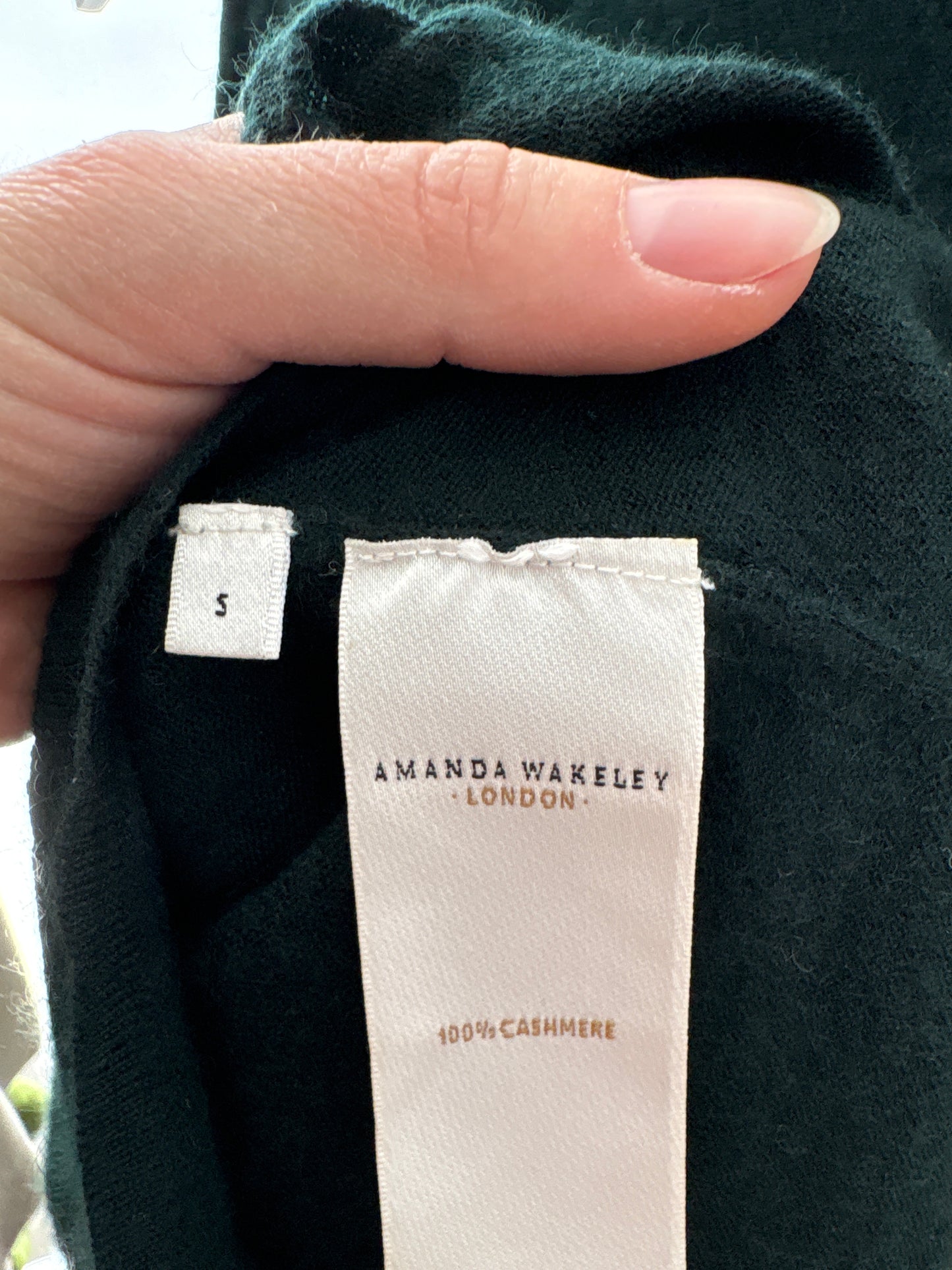 Top dark green in croi actual din cașmir