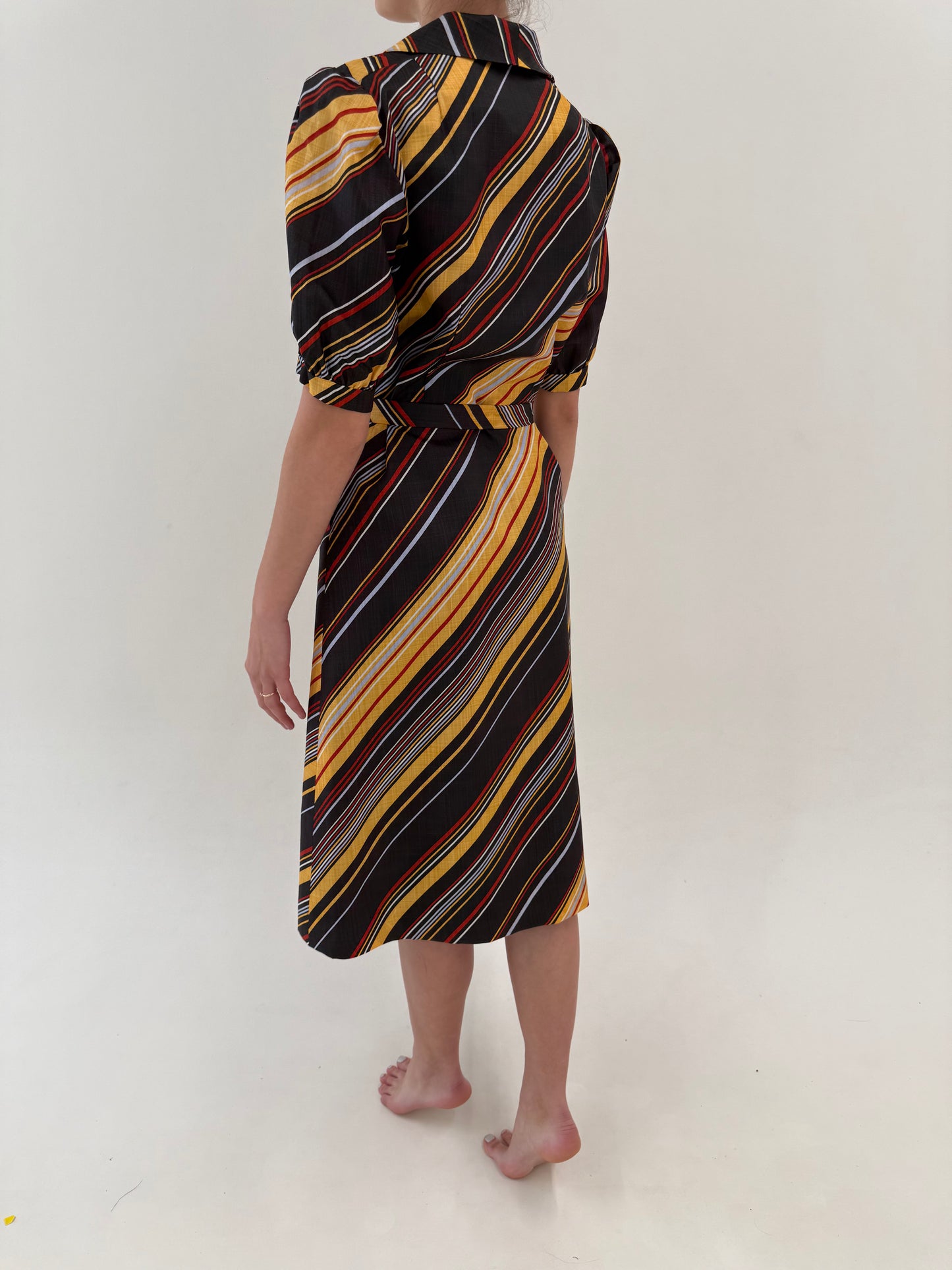 Rochie vintage în dungi din panzica de mătase naturală cu talie reglabilă
