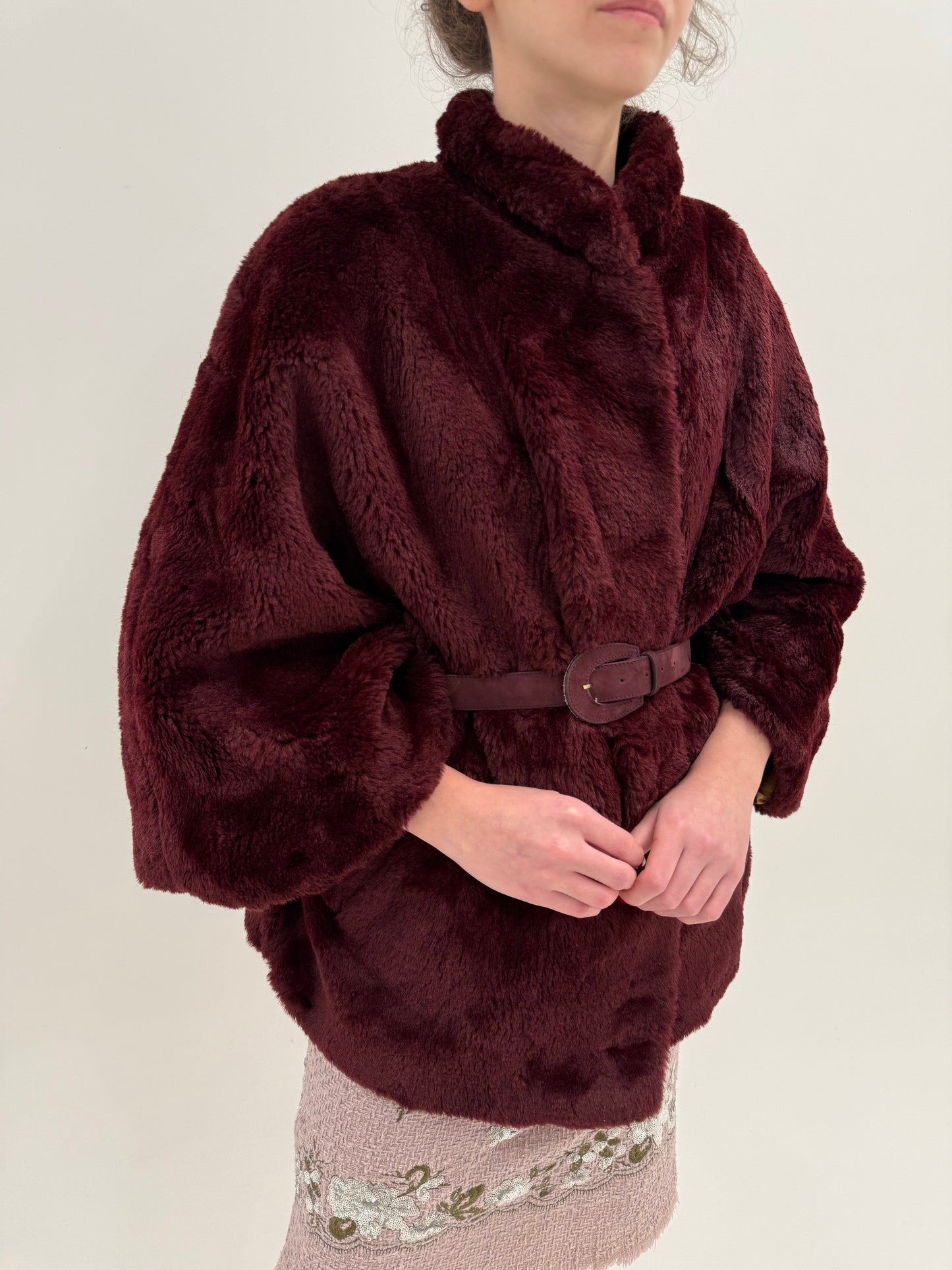 Capa burgundy tip Teddy coat în croi amplu