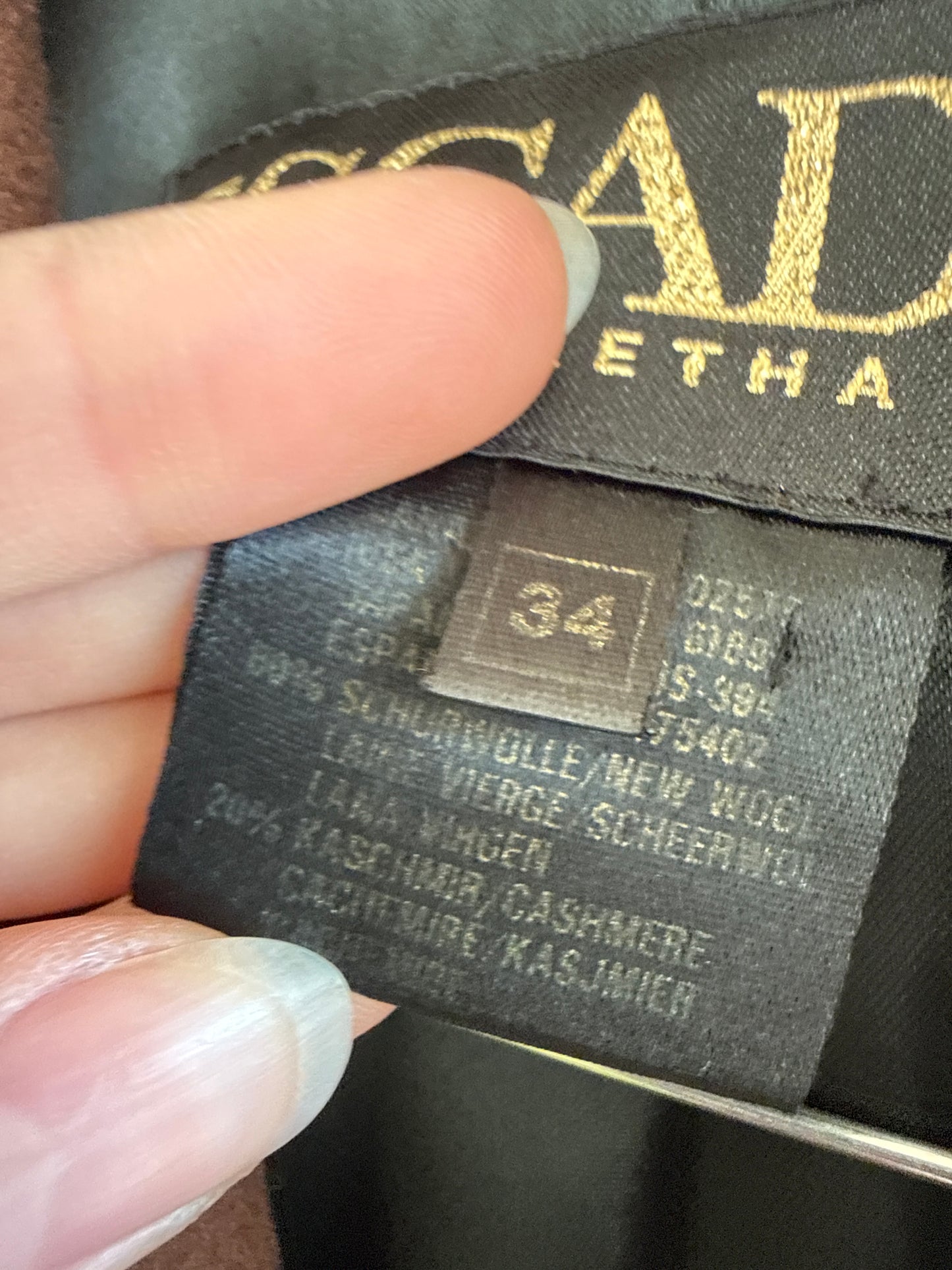 Vestă cambrata Escada tip sacou din lana și cașmir cu închidere dublă