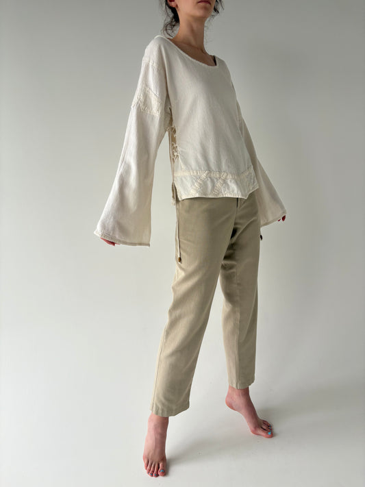 Pantaloni tall light nude din pânză de in cu pense