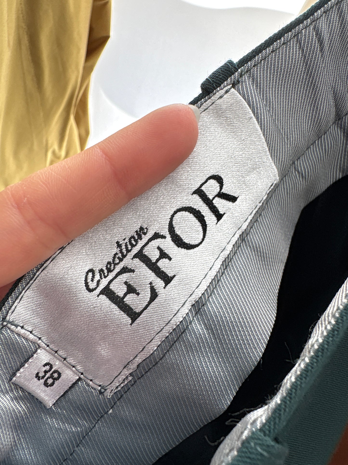 Pantaloni tall dark green din twill de bumbac cu talie extrem de înaltă și pense