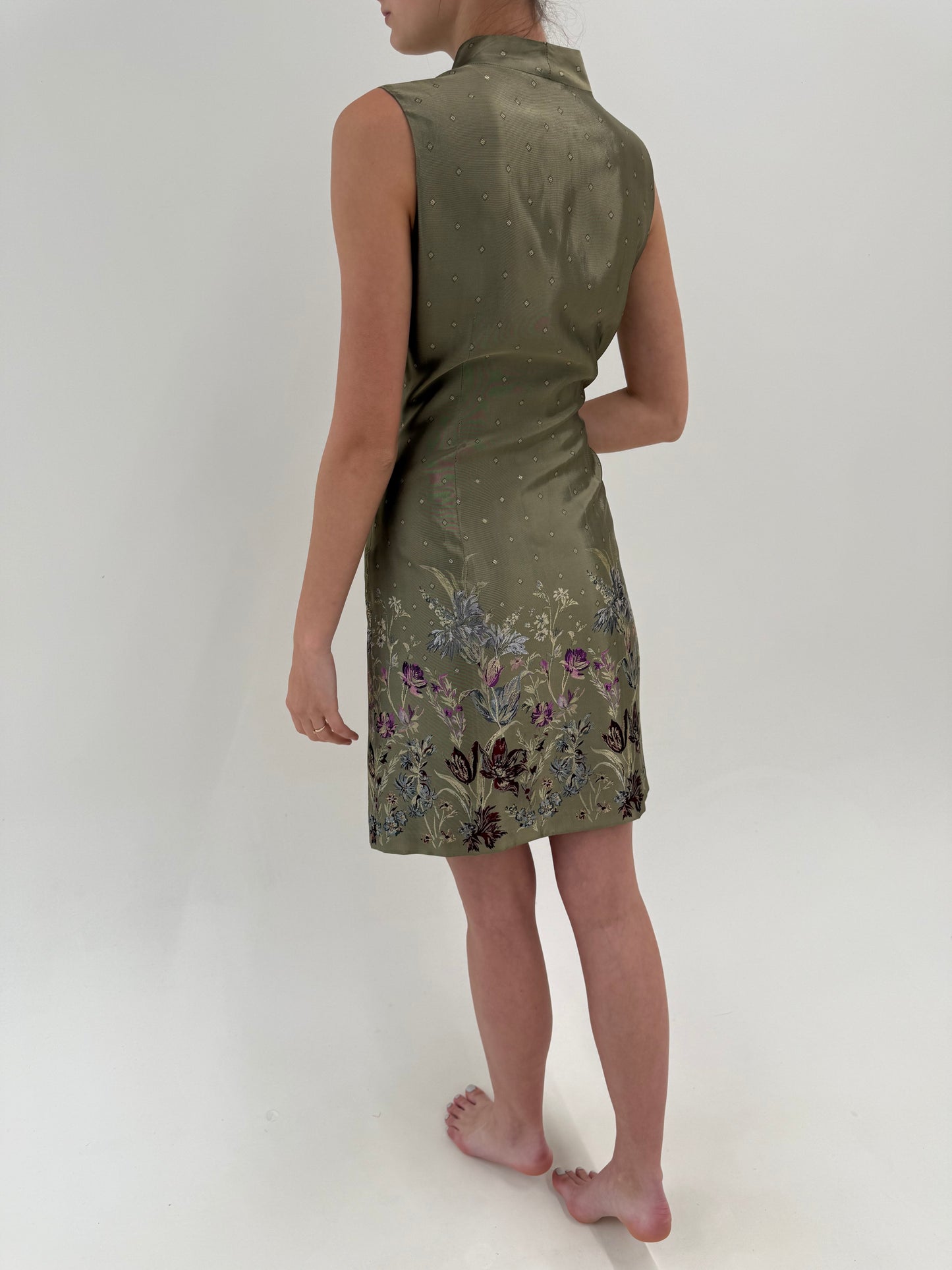 Rochie excepțională cu influențe asiatice din jacquard subțire de mătase naturală