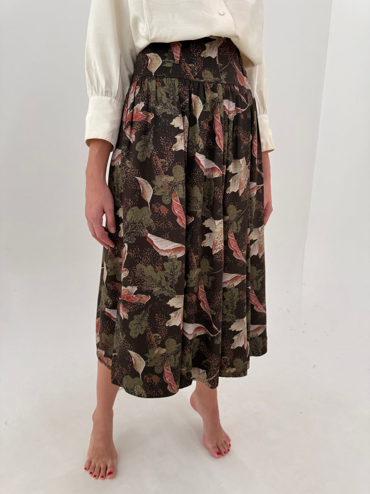 Fustă maxi dark chocolate brown cu print floral în culori superbe