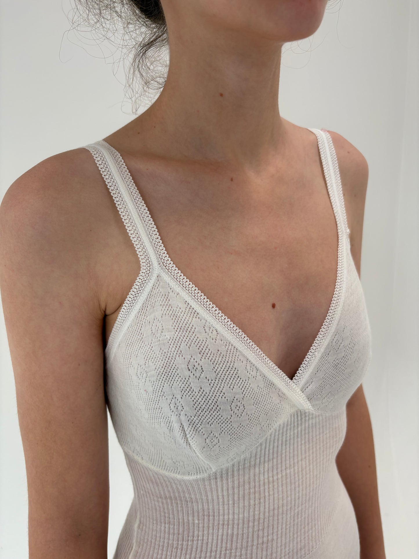 Maieu cambrat italian high end din lana extrafina irestringibila