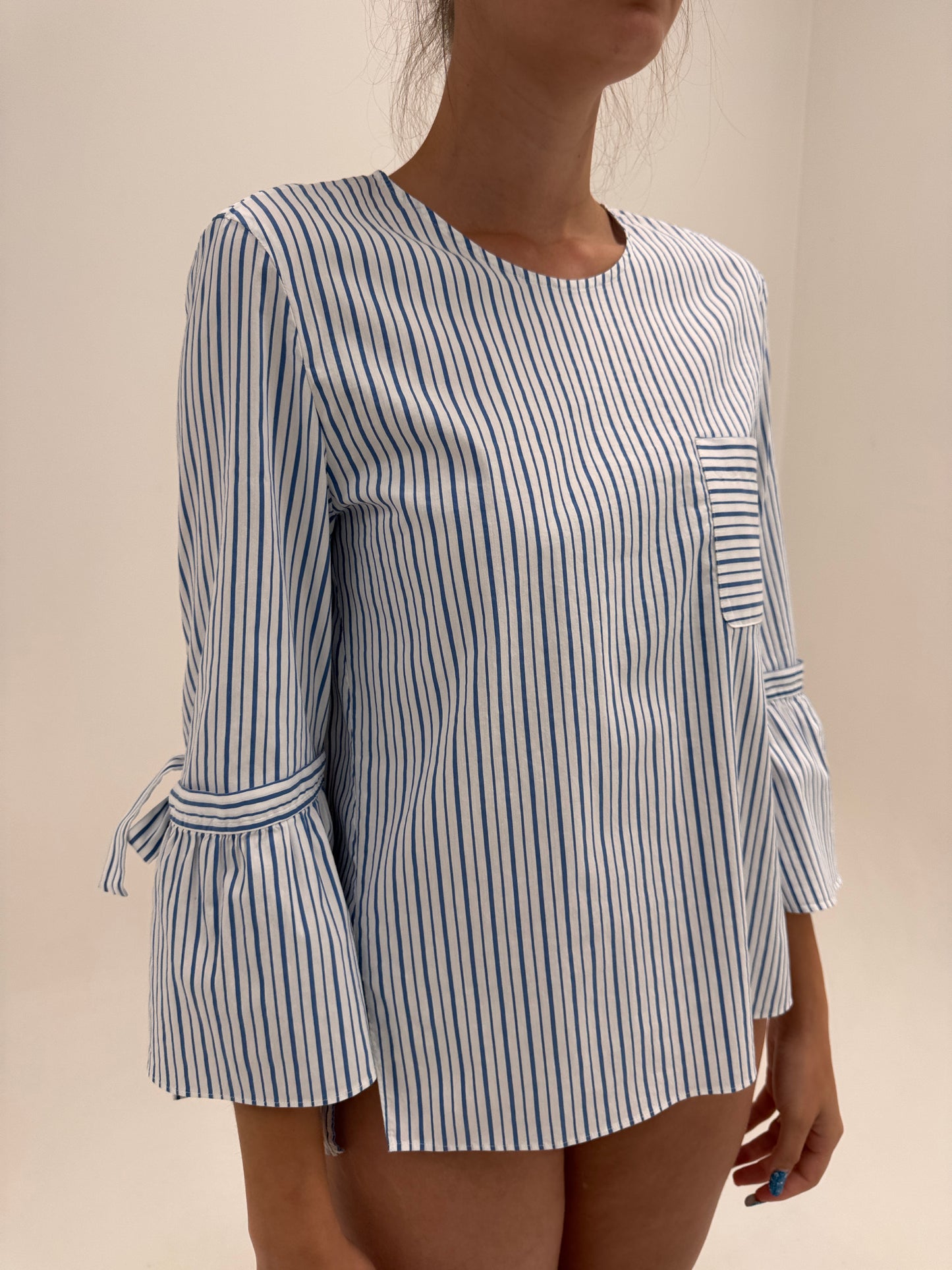 Tunica luxury Luisa Cerano cu dungi verticale jeans blue și mâneci evazate