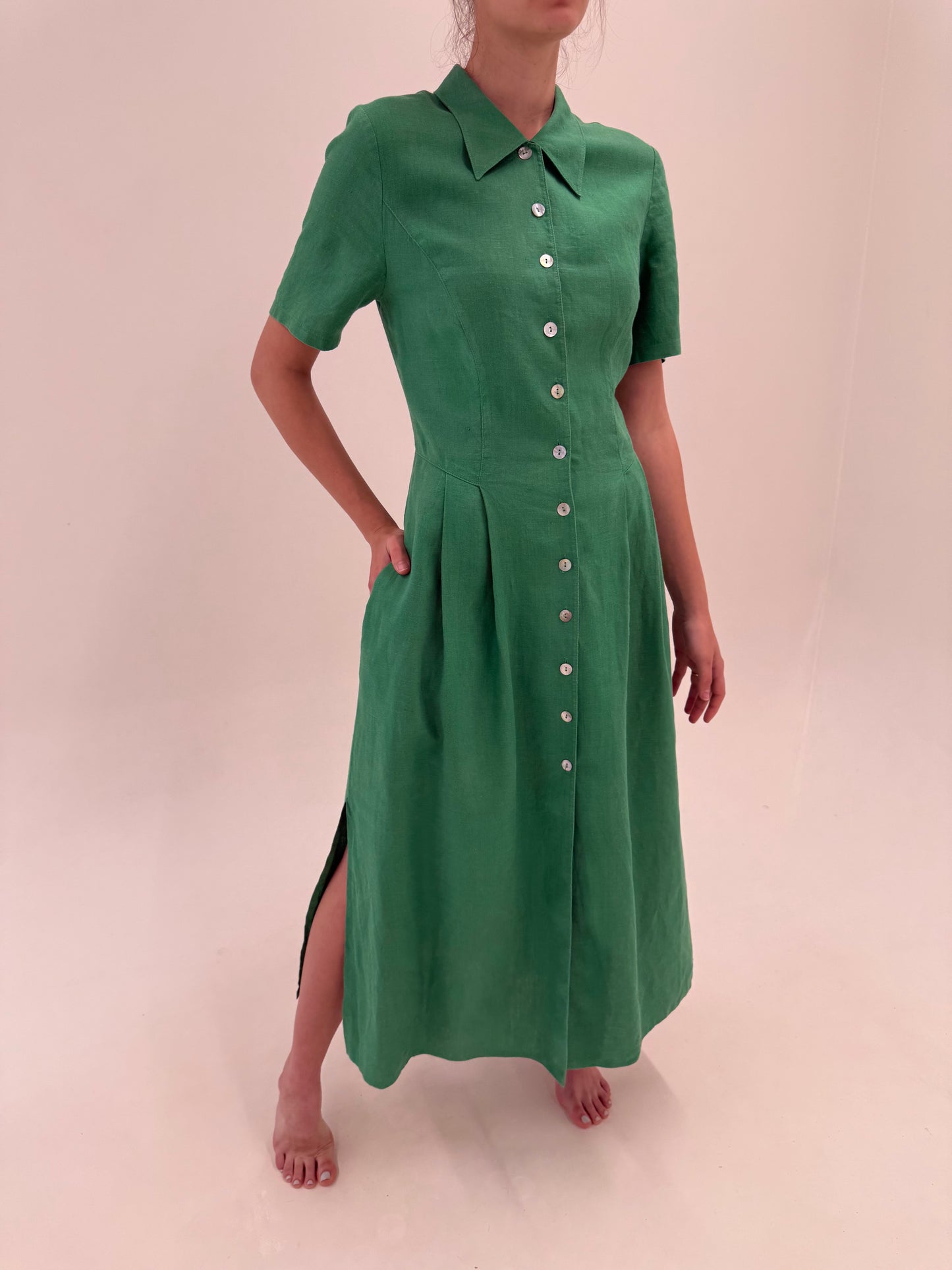 Rochie maxi din in excepțional cu buzunare și croi cambrat