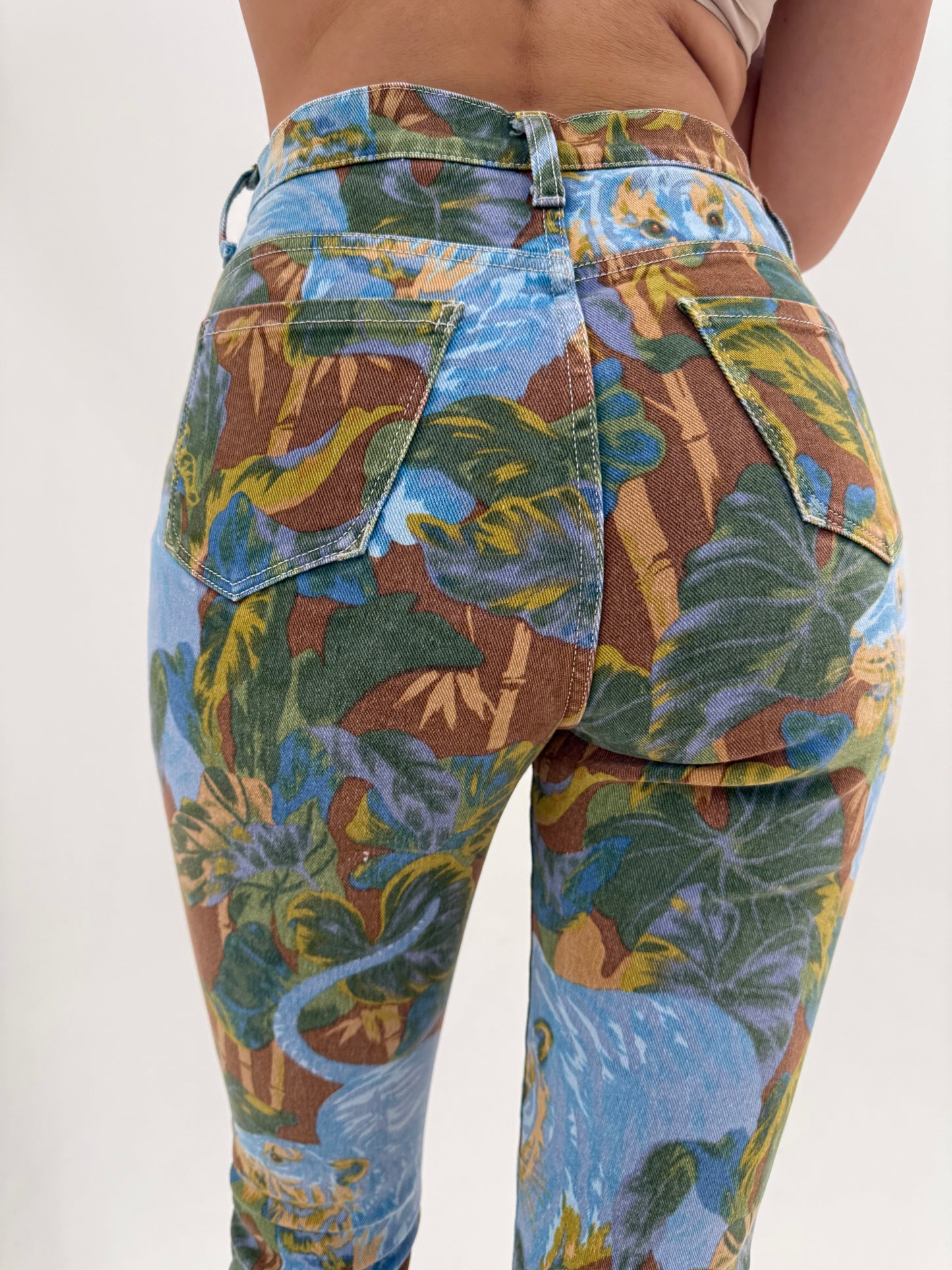Jeans vintage Kenzo arhival de colecție  din anul 1993 ultra modelatori