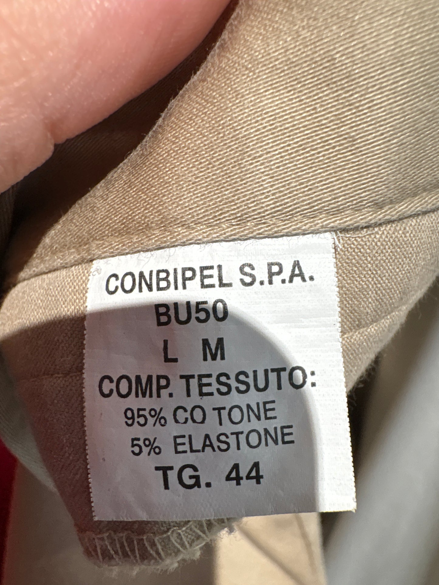 Pantaloni camel italienești petite din poplin modelator de bumbac în croi capri