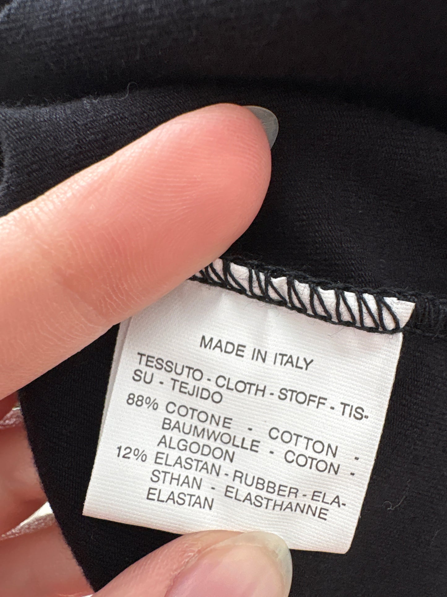 Top negru Marella by Max Mara ultra modelator cu intaritura la decolteu