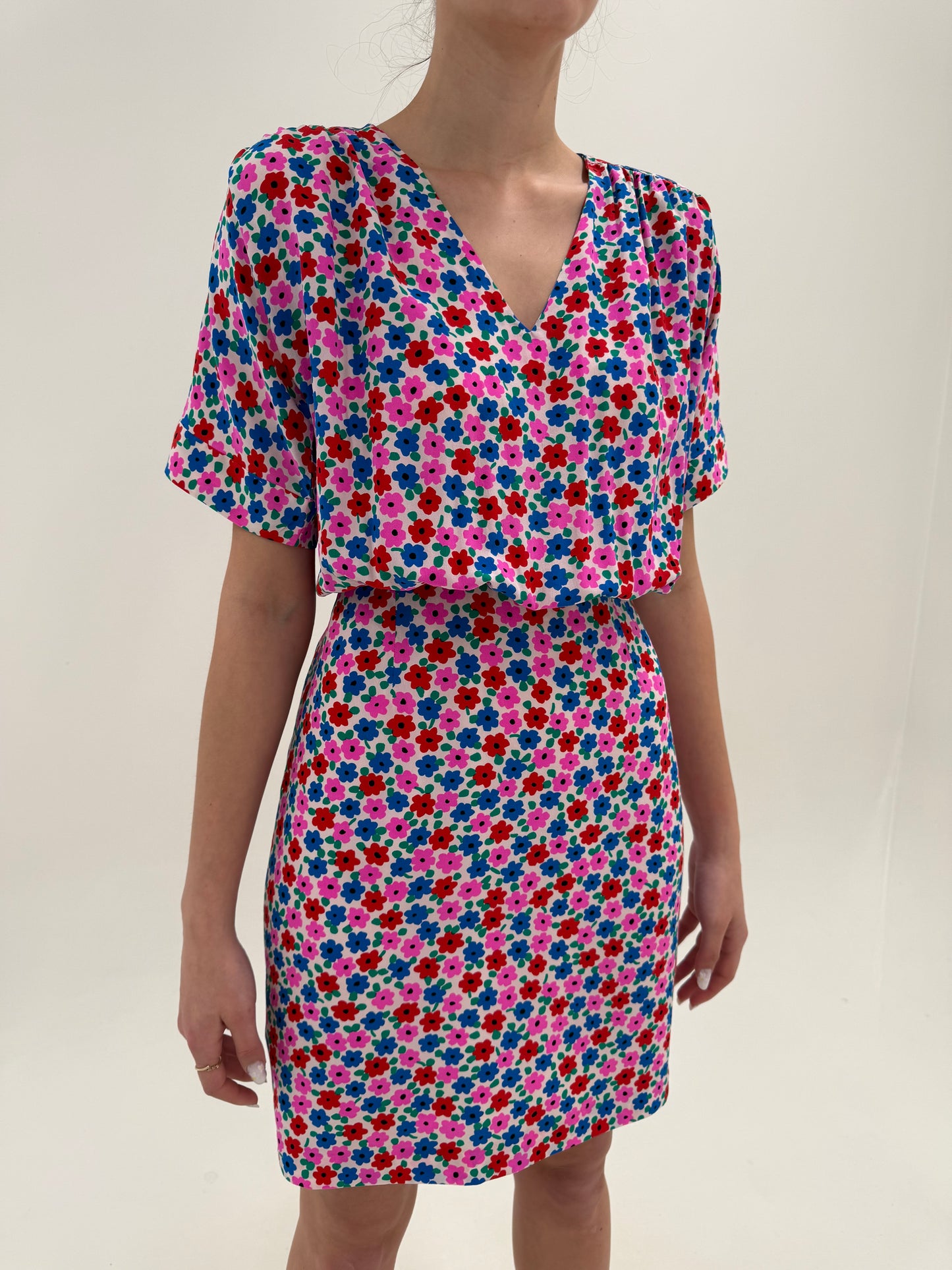 Rochie vintage din mătase naturală cu print floral stilizat in culori tari