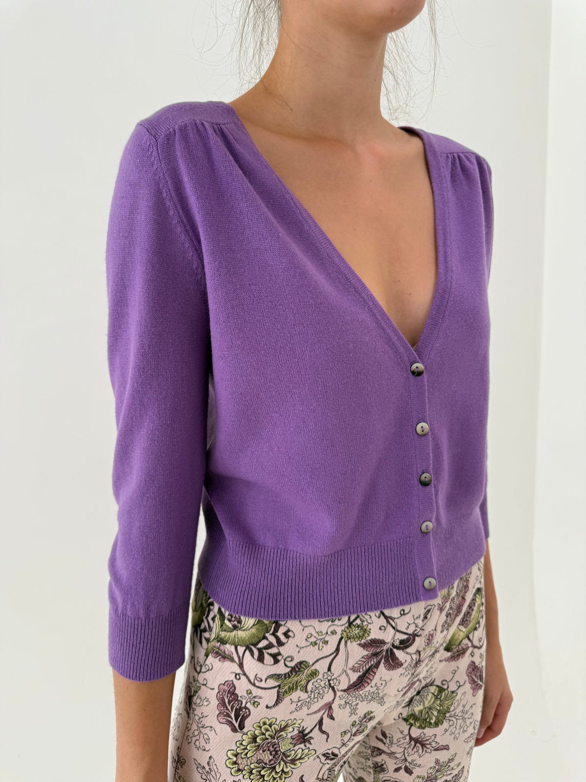 Cardigan lavender din cașmir în anchior du mânecă 3/4