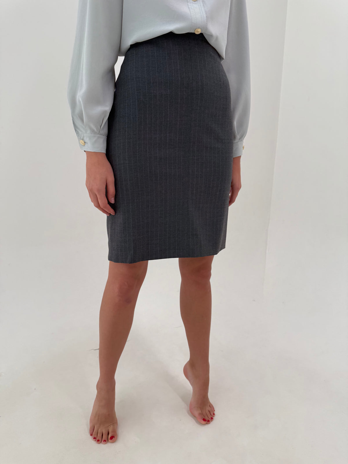Fustă Moschino creion cu dungi fine verticale baby blue cu talie ultra înaltă