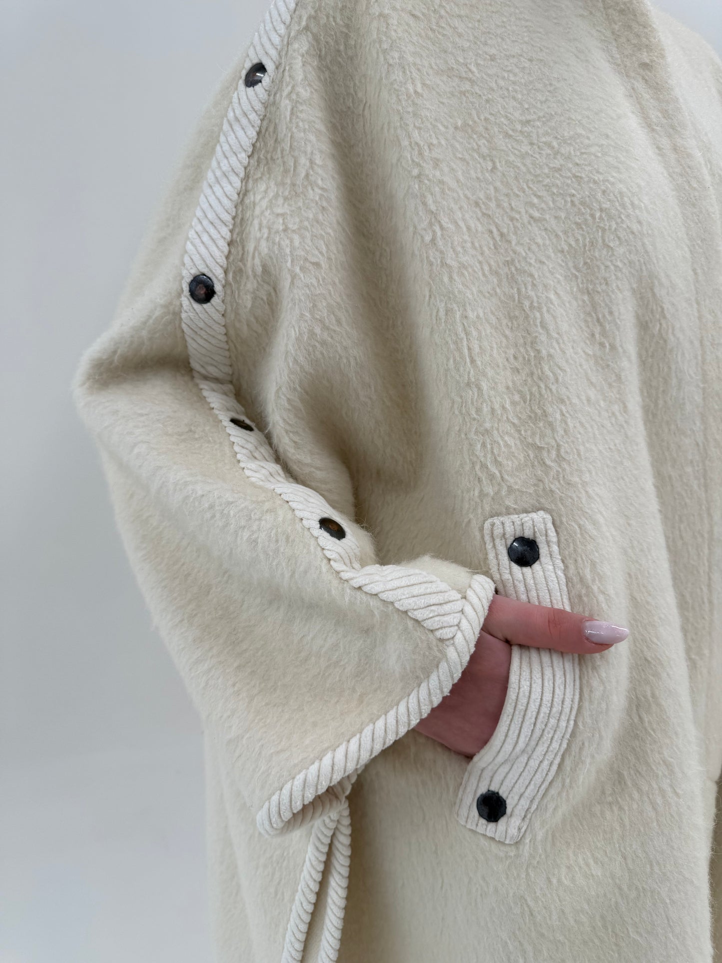 Capa italiană vintage de designer butter white cu influențe casual extrem de chic