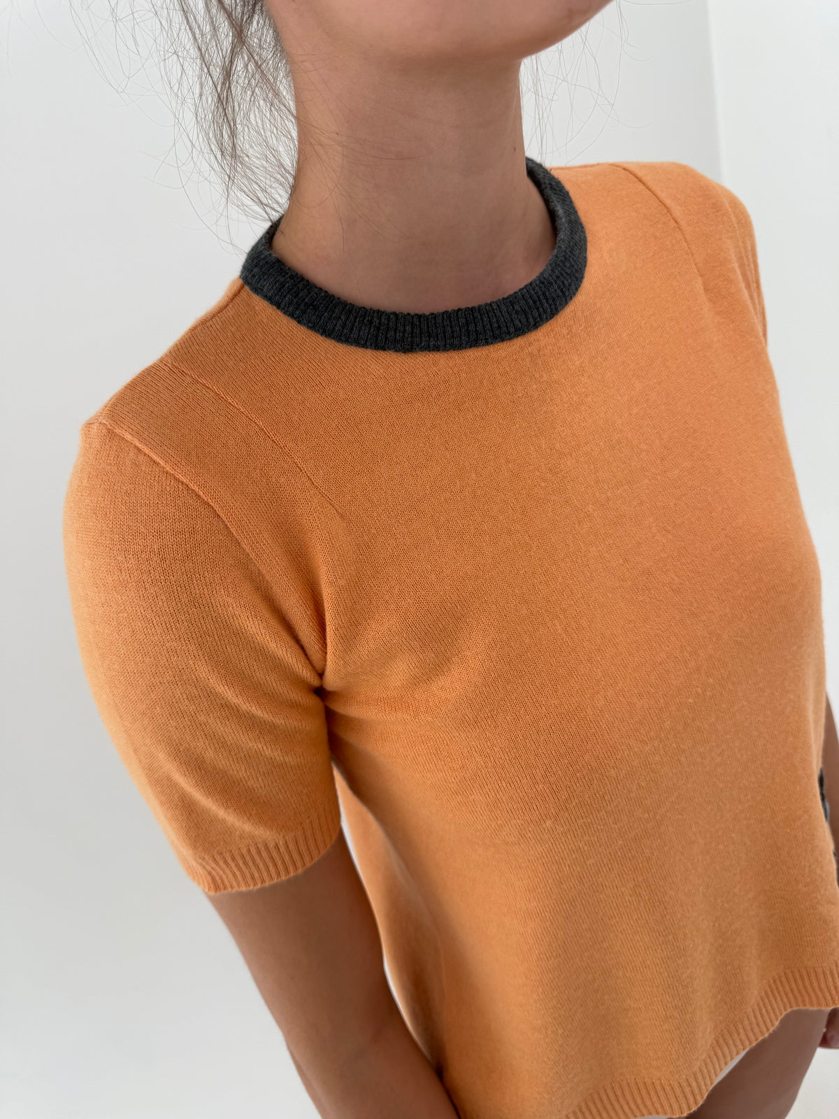 Top light orange din lana extrafina