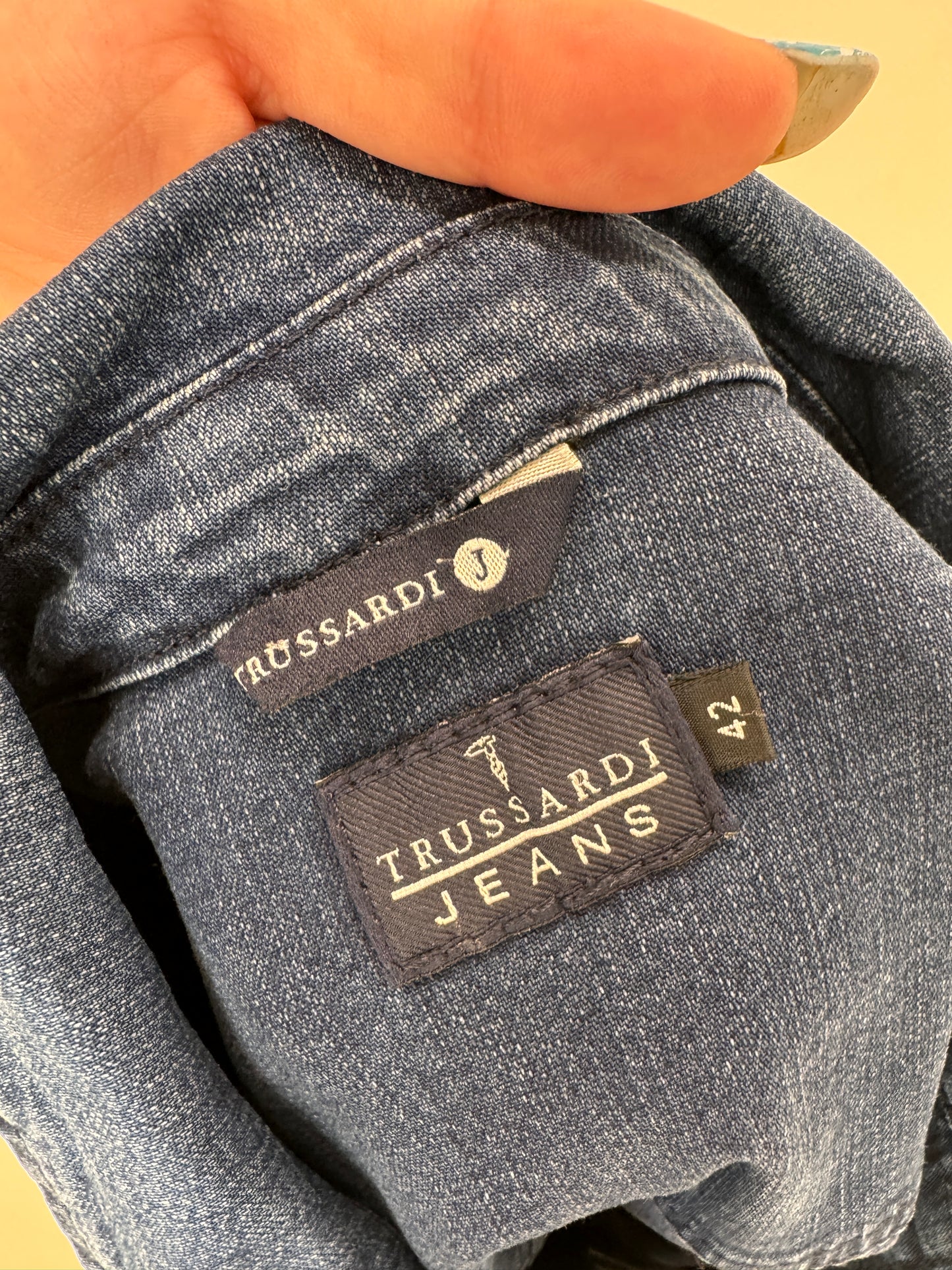 Jacheta Trussardi luxury de jeans moale ultra confort în croi actual