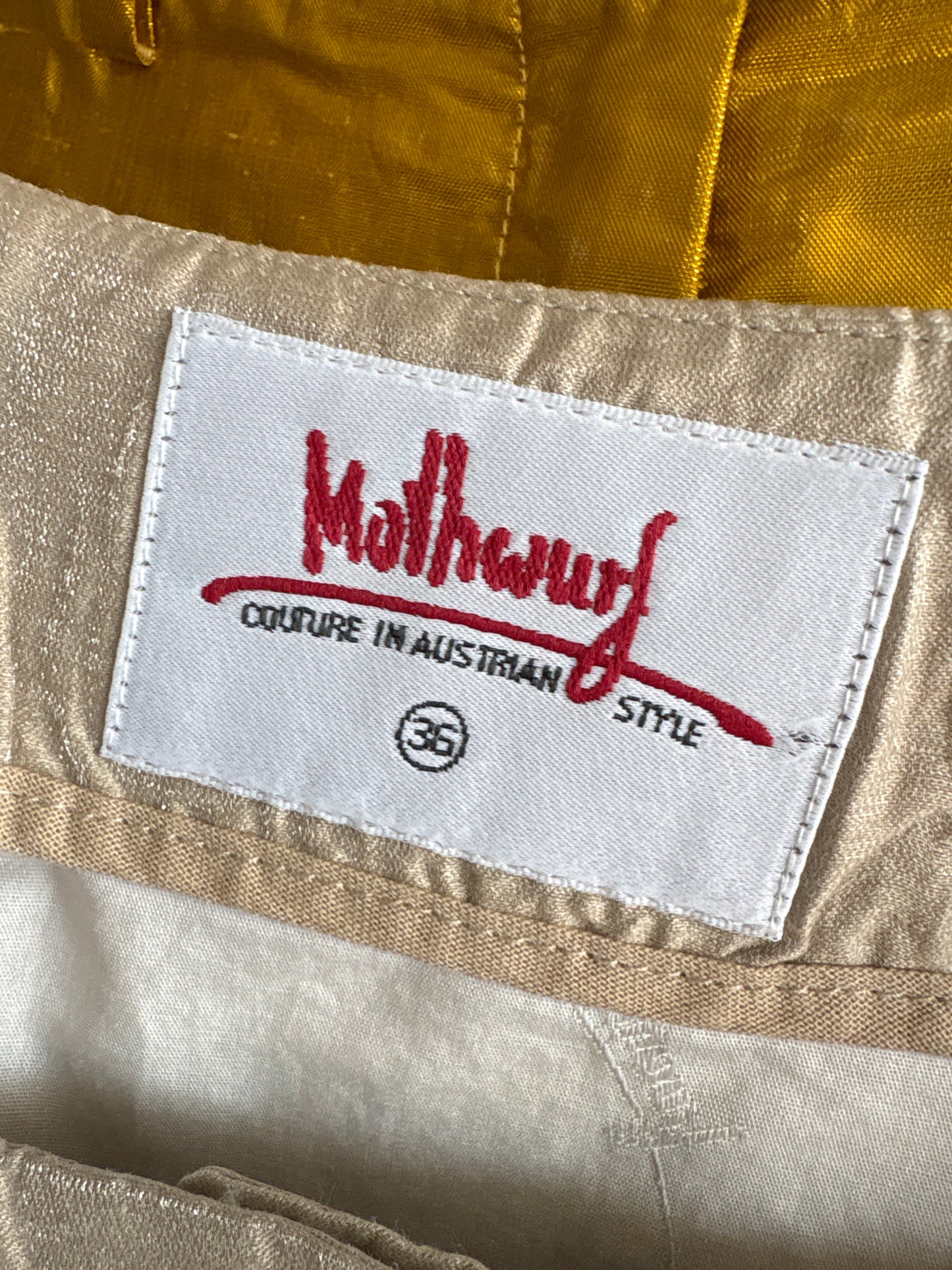 Rochie vintage maxi ‘couture’ din pânză perlata de în cu corsaj de la zi la seară