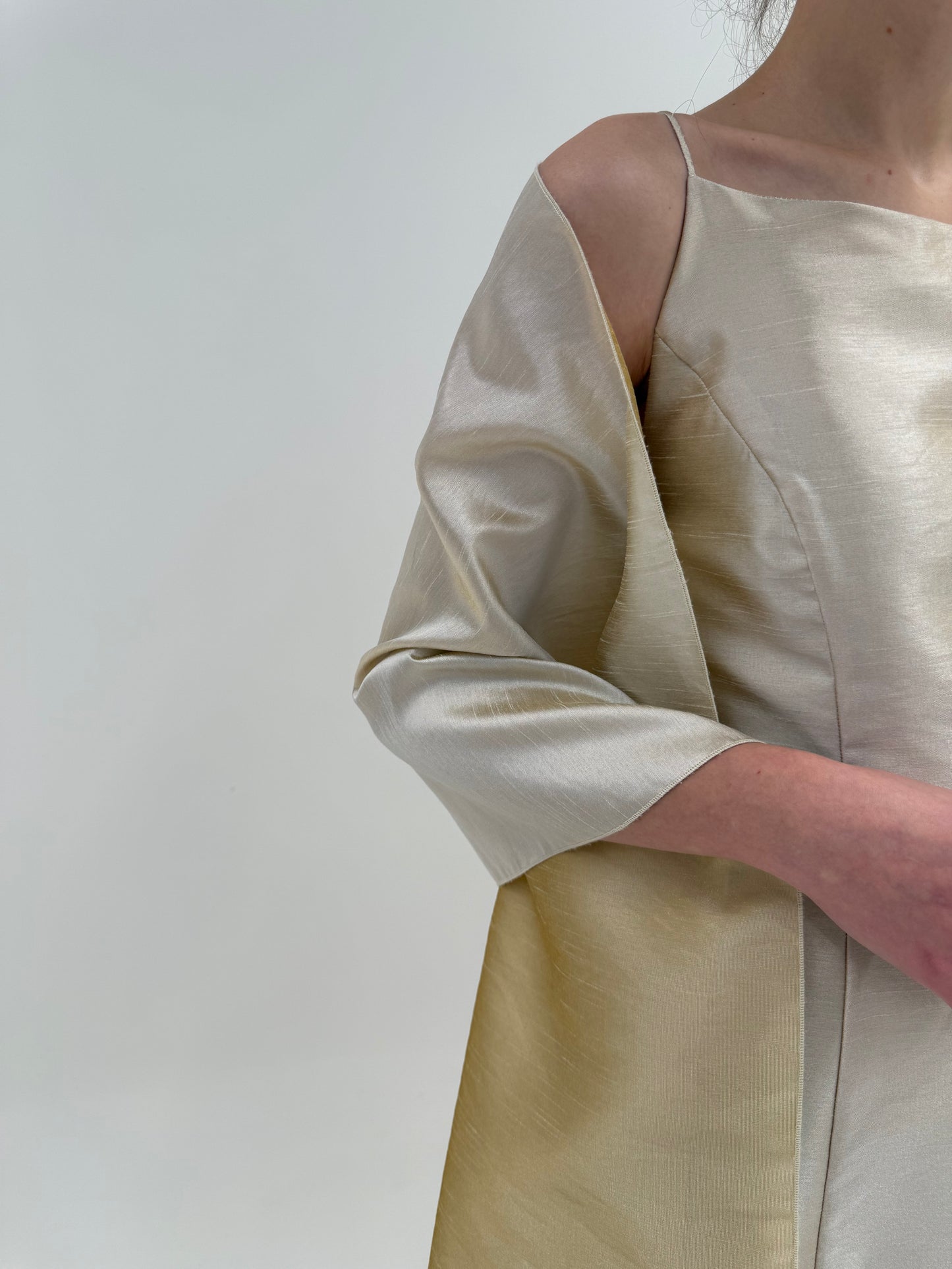 Rochie vintage maxi perlata din shantung cu stole inclus asortat