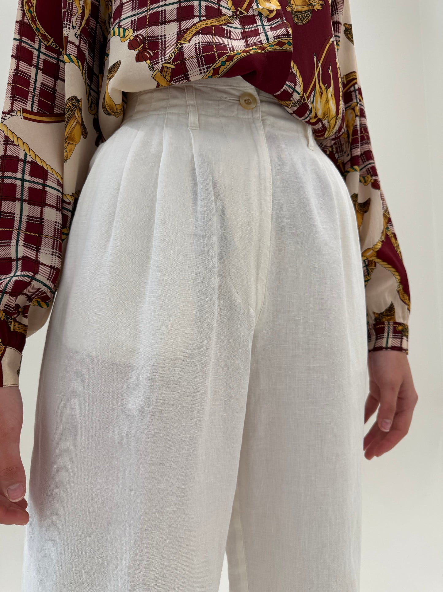 Pantaloni vintage din in premium cu pense adânci și talie extrem de înaltă