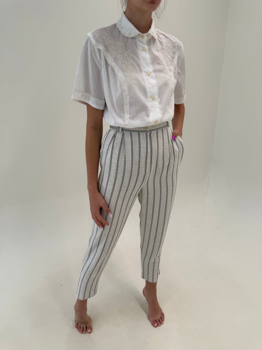 Pantaloni din pânză off white cu dungi fine maro verticale cu talie ultra înaltă