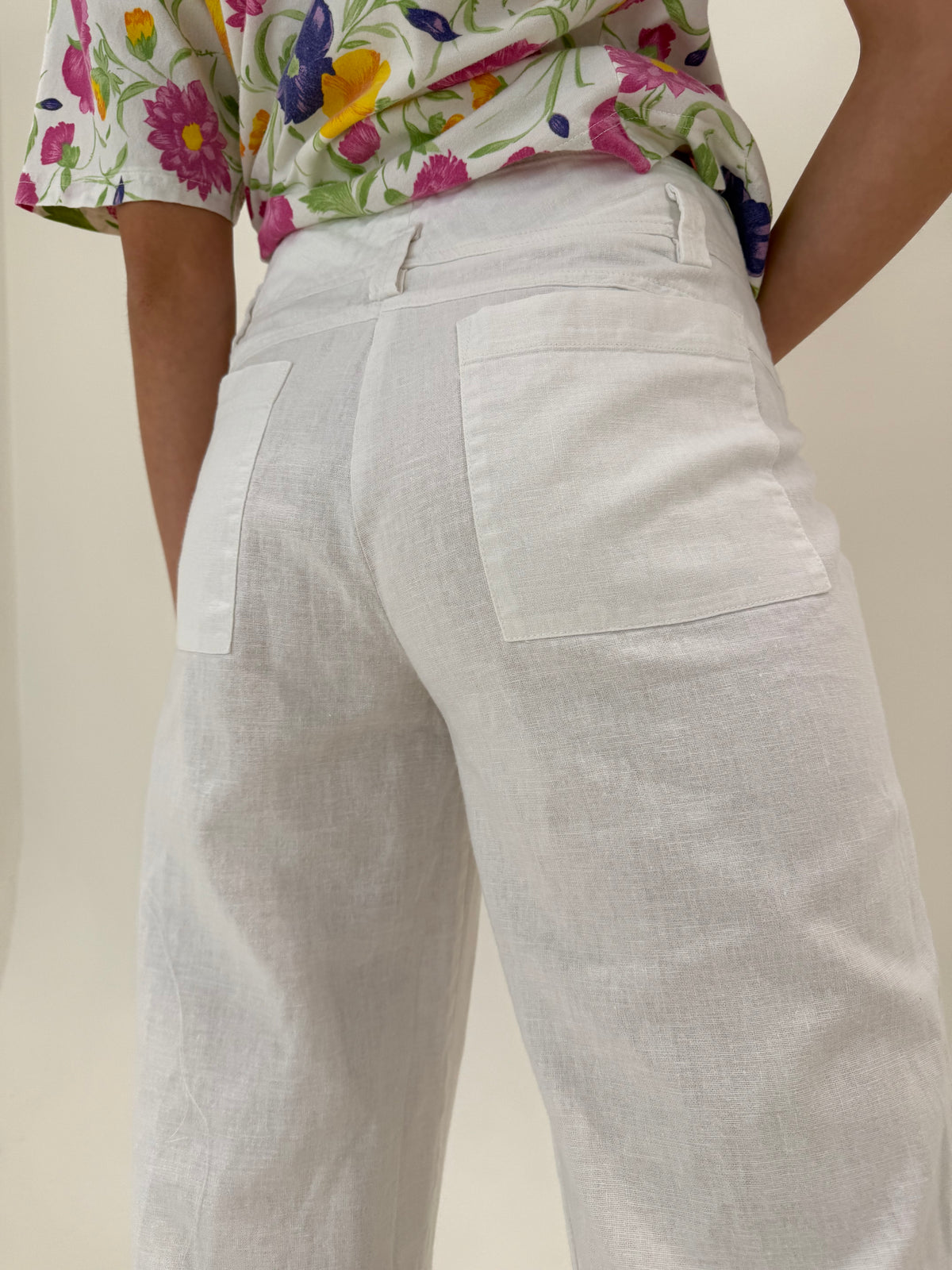 Pantaloni din in premium în croi spre palazzo