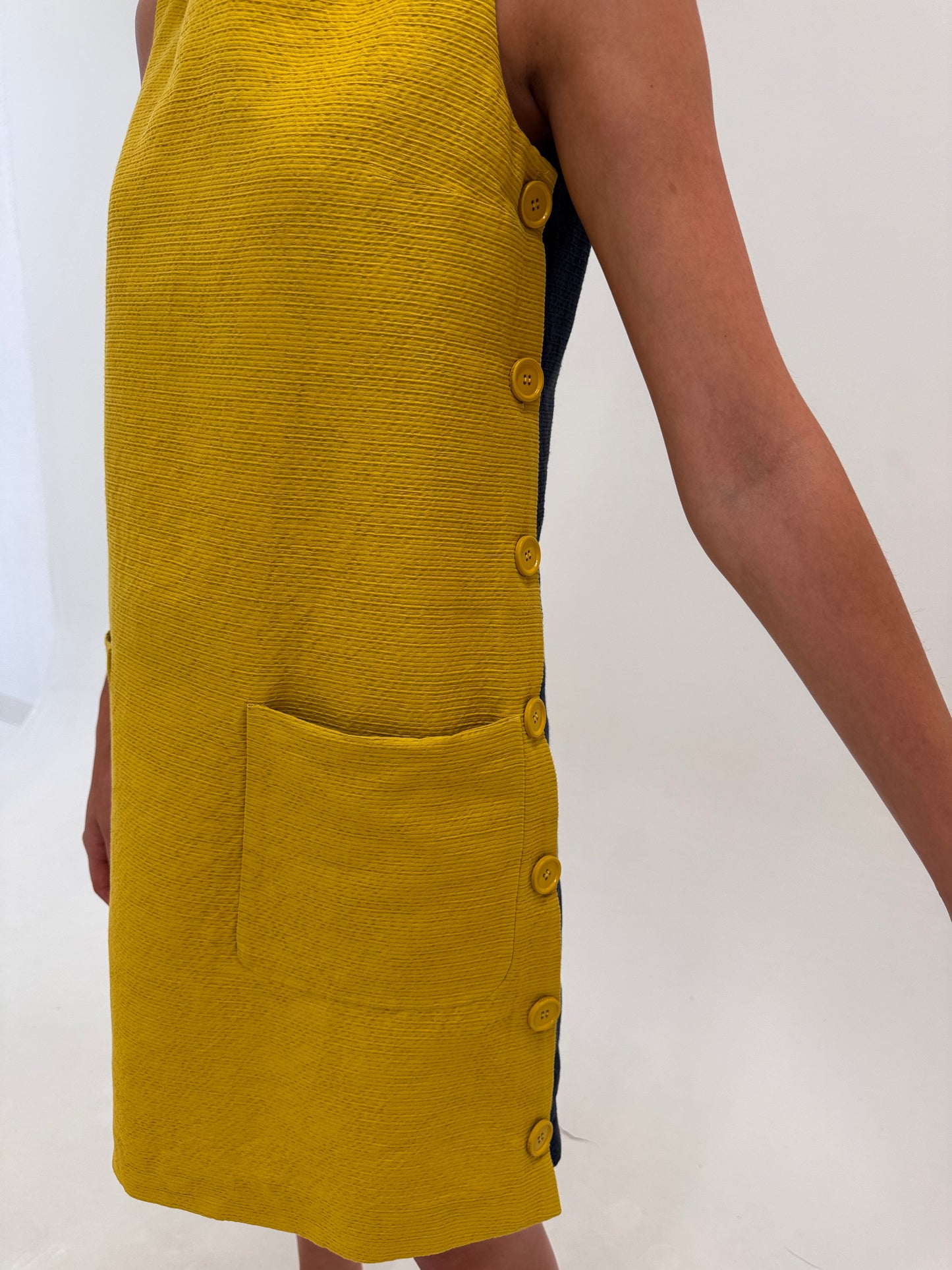 Rochie Max Mara în croi de ani 60 reinterpretat din pânză de in colorblock