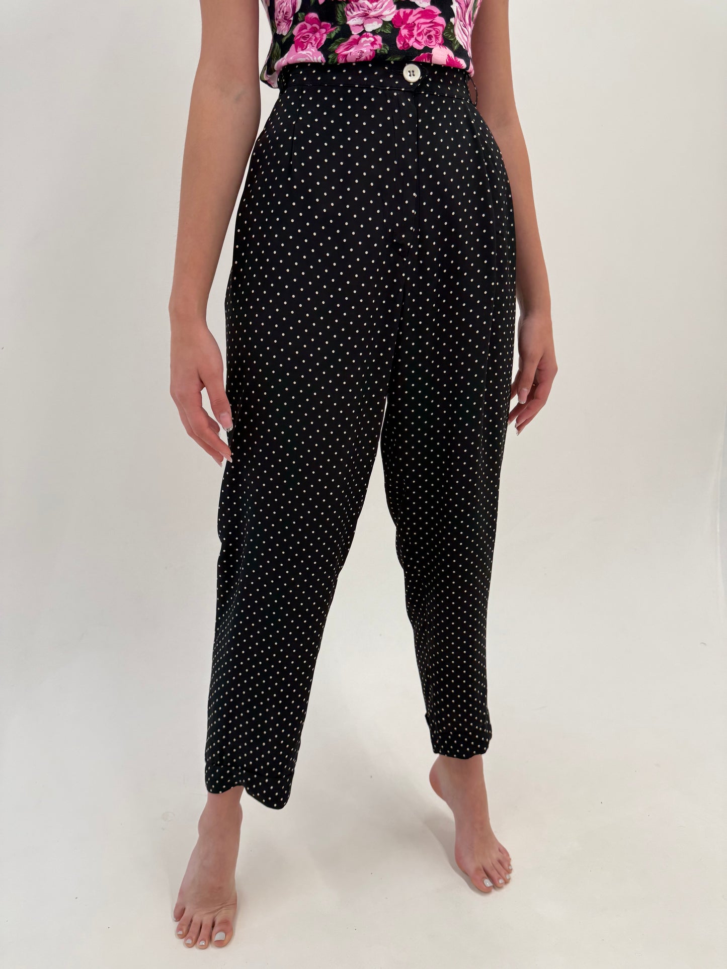 Pantaloni negri Moschino cu buline super vaporoși și talie ultra înaltă
