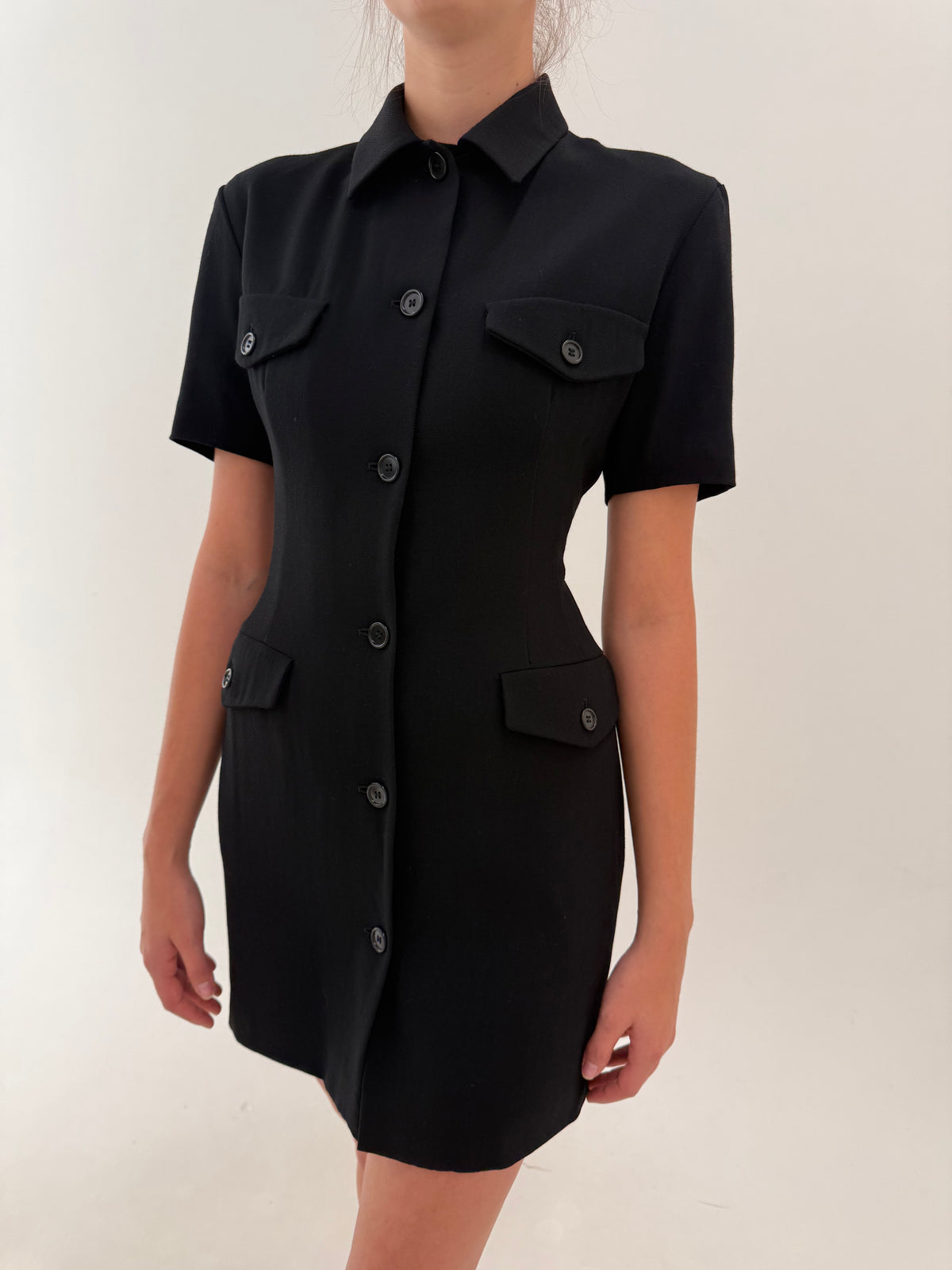 LBD vintage italiană excepțională în croi retro modern din lana extrafina