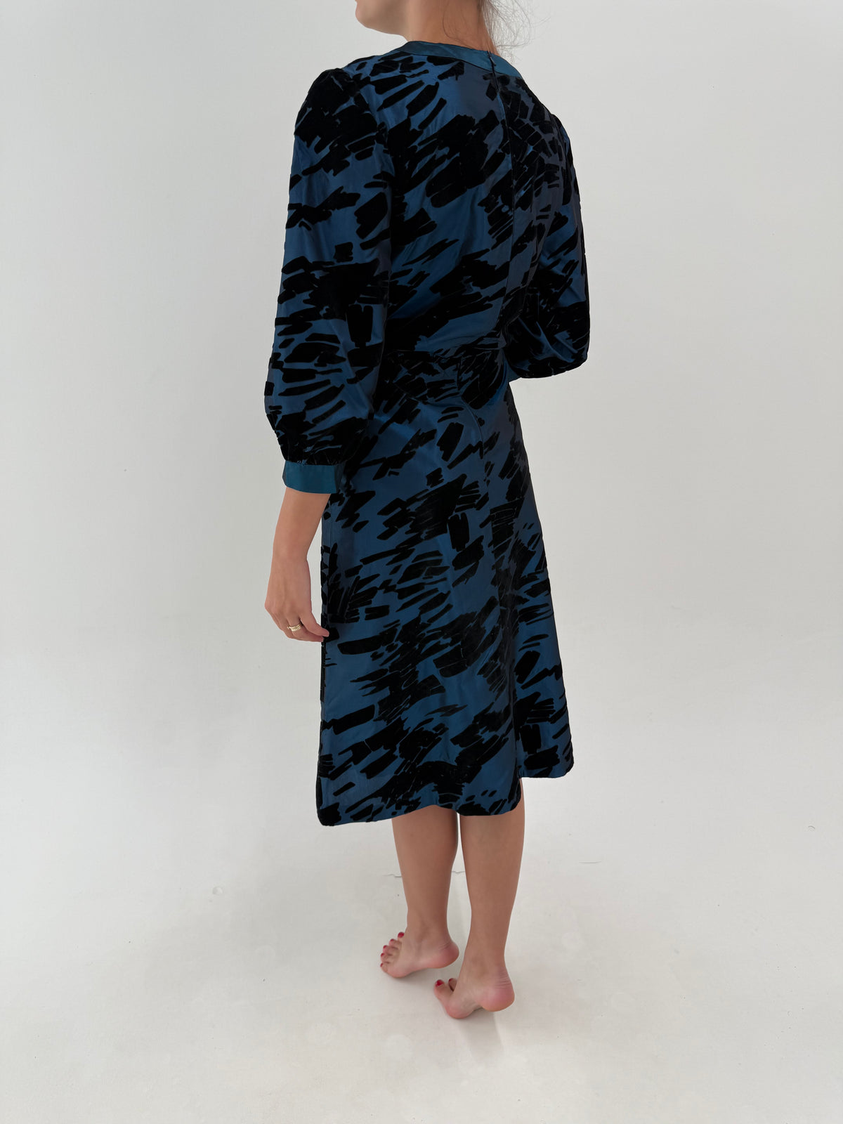 Rochie vintage din Devore midnight blue midi lung de la zi la cocktail