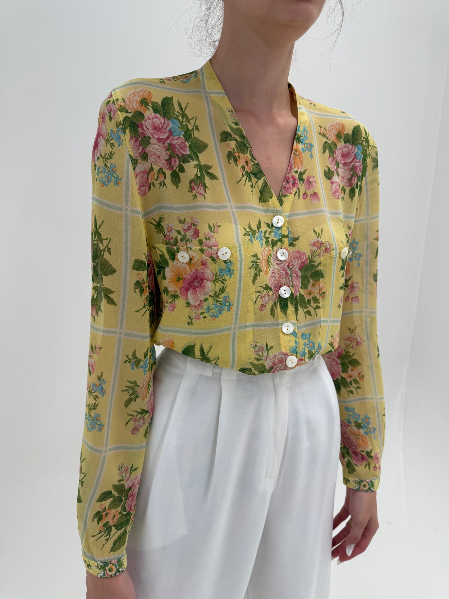 Cămașa butter yellow cu print floral superb din creppe de mătase naturală