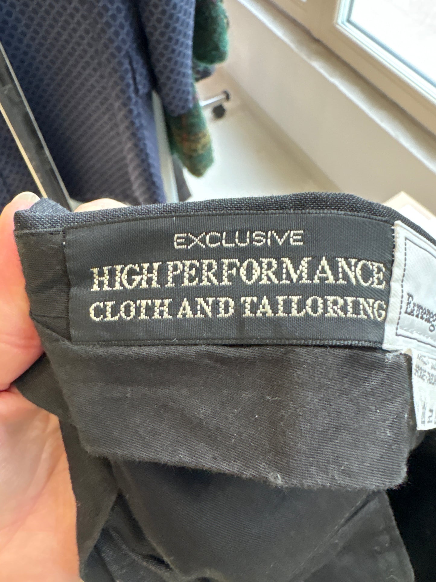 Pantaloni luxury Zegna din lana extrafina ‘high performance’