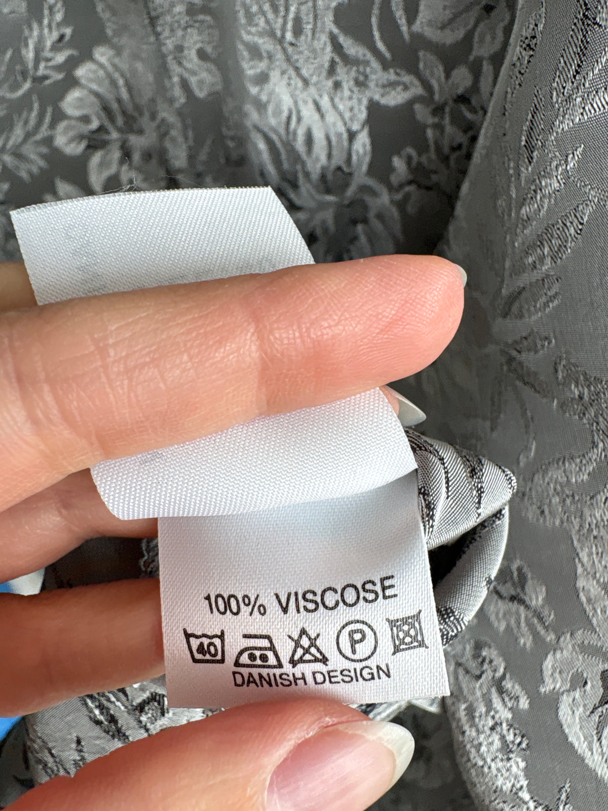Cămașa vintage din jacquard silver gray cu guler supradimensionat alb