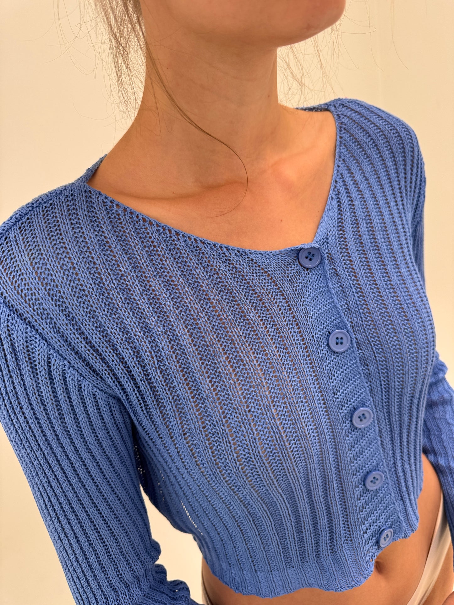Soft knit albastru ciel ușor satinat ribbed cropped