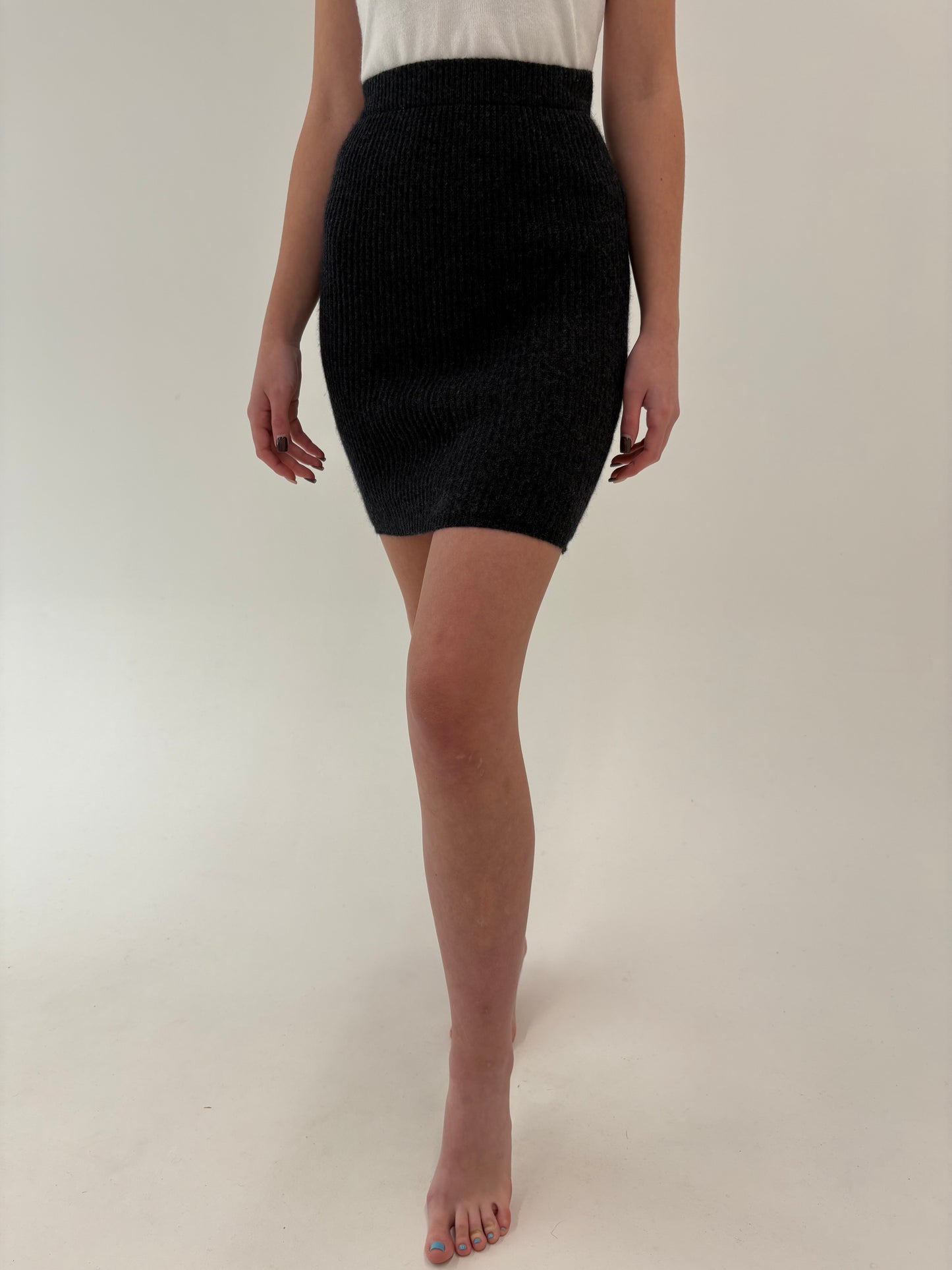 Fustă italiană din lana merino extrafina ribbed de gramaj mare