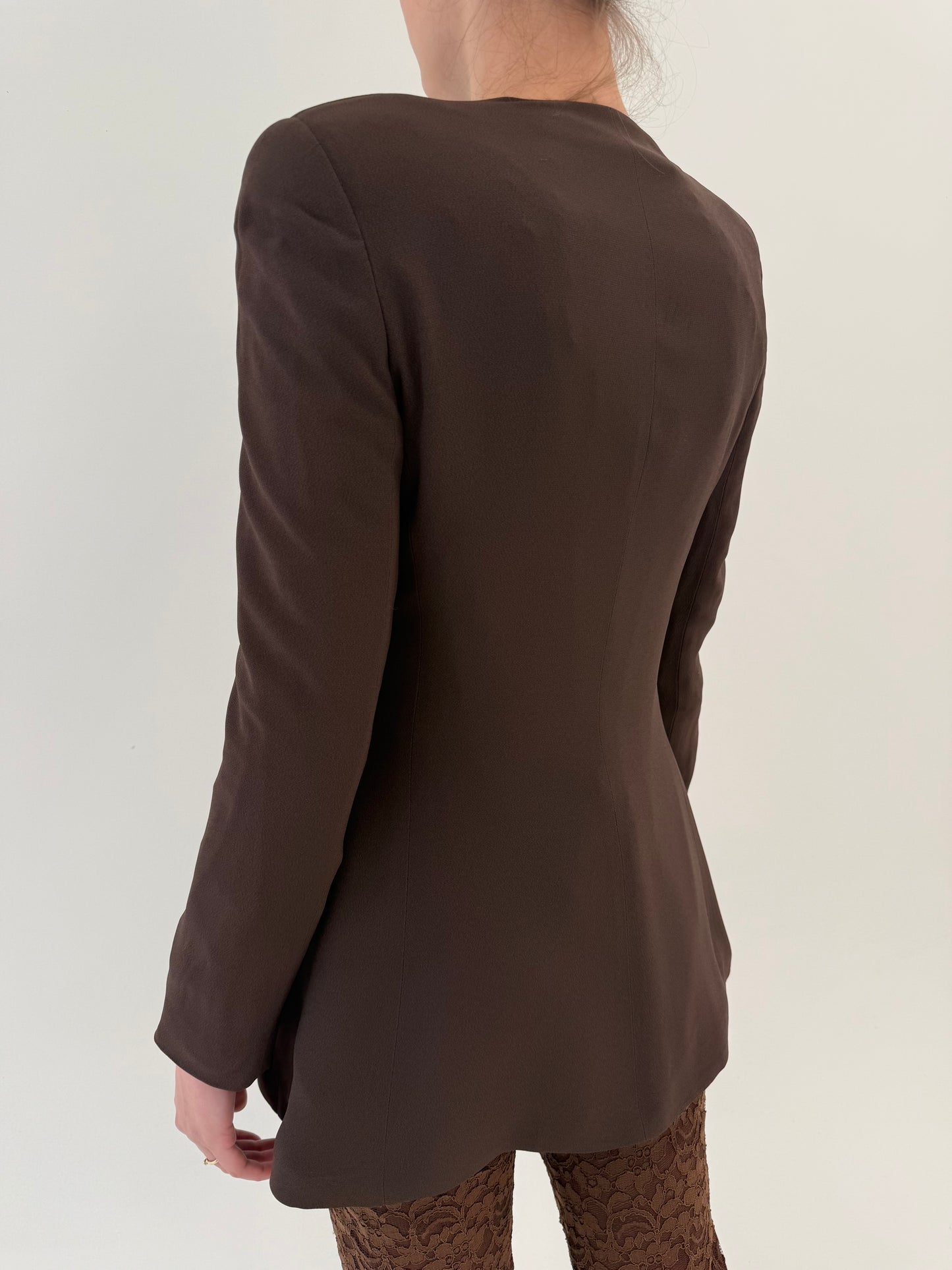 Sacou Armani ultra cambrat chocolate brown de sezon cald
