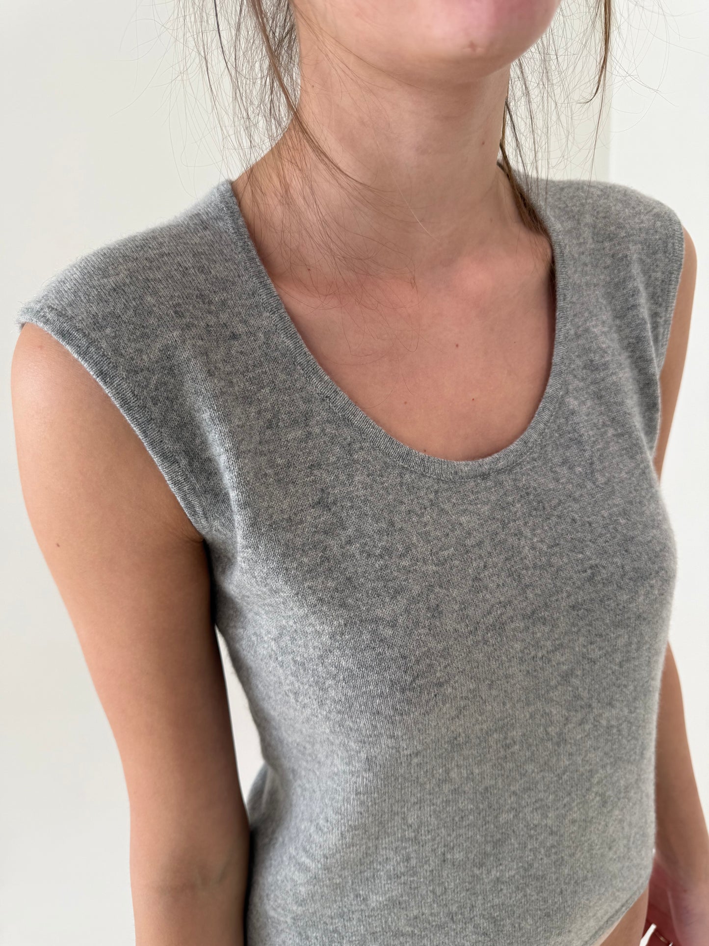 Top silver gray din cașmir