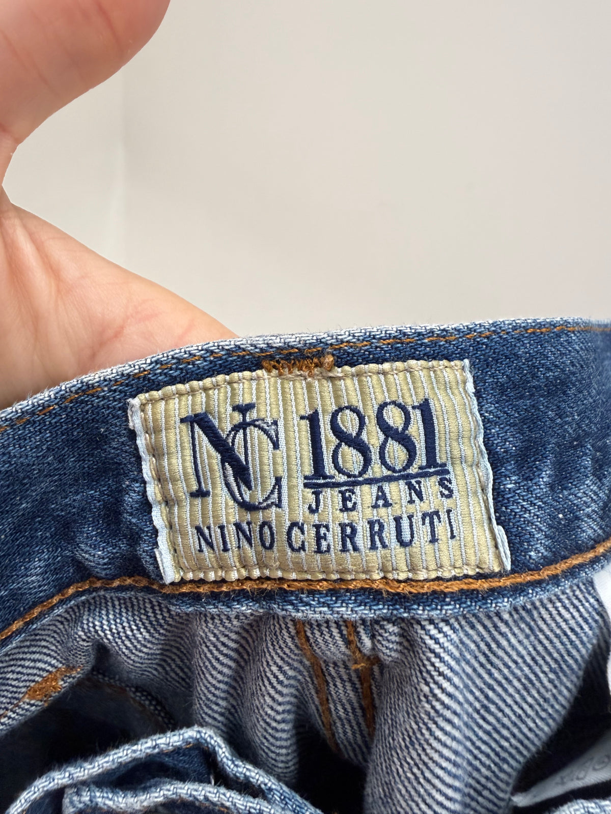 Jeans tall luxury Cerutti din denim gros de bumbac indigo wash mom fit
