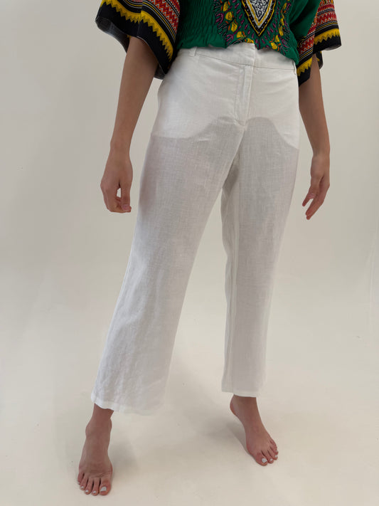 Pantaloni petite din in in croi clasic