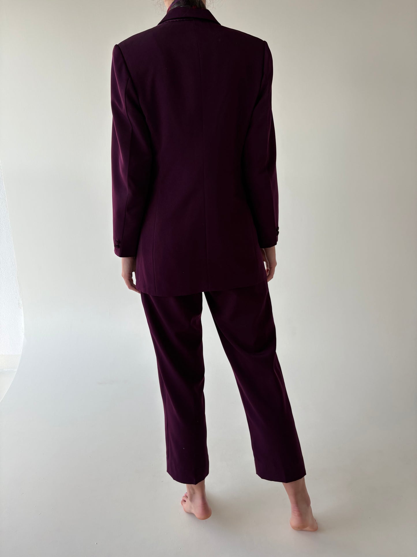 Deux piece vintage deep aubergine purple din stofita cu sacou cambrat