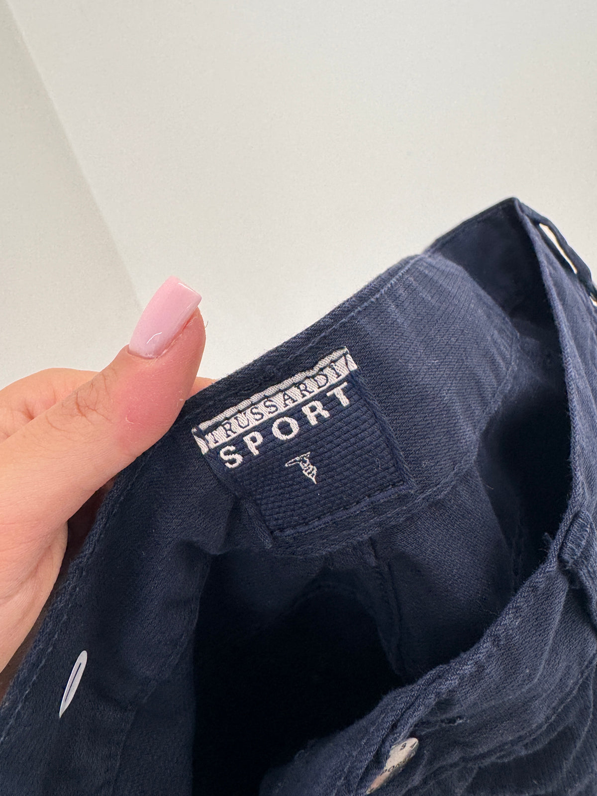 Pantaloni tall luxuryTrussardi dark wash in croi clasic