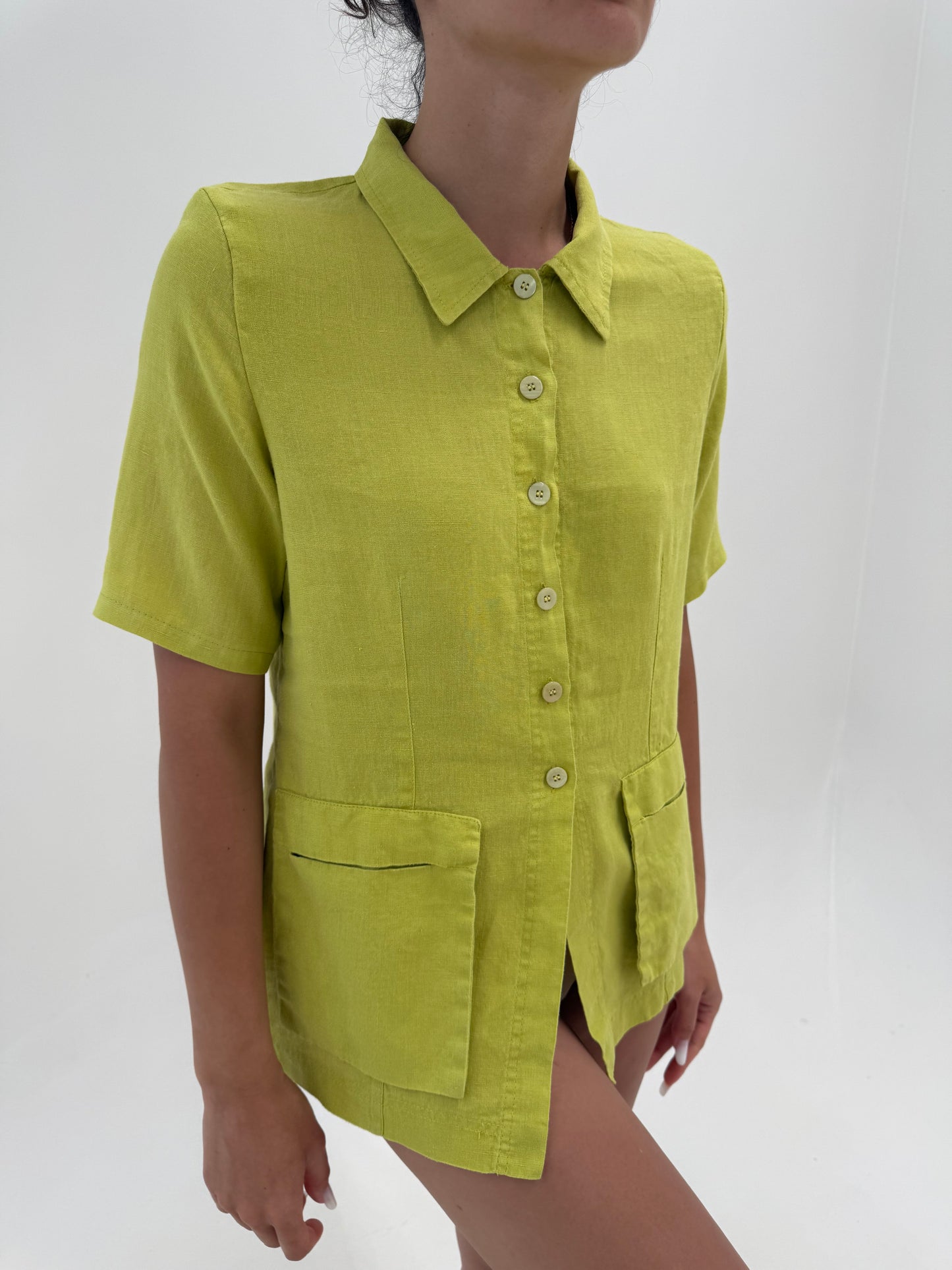 Cămașa neon green din in premium in croi minimalist cu influențe casual chic