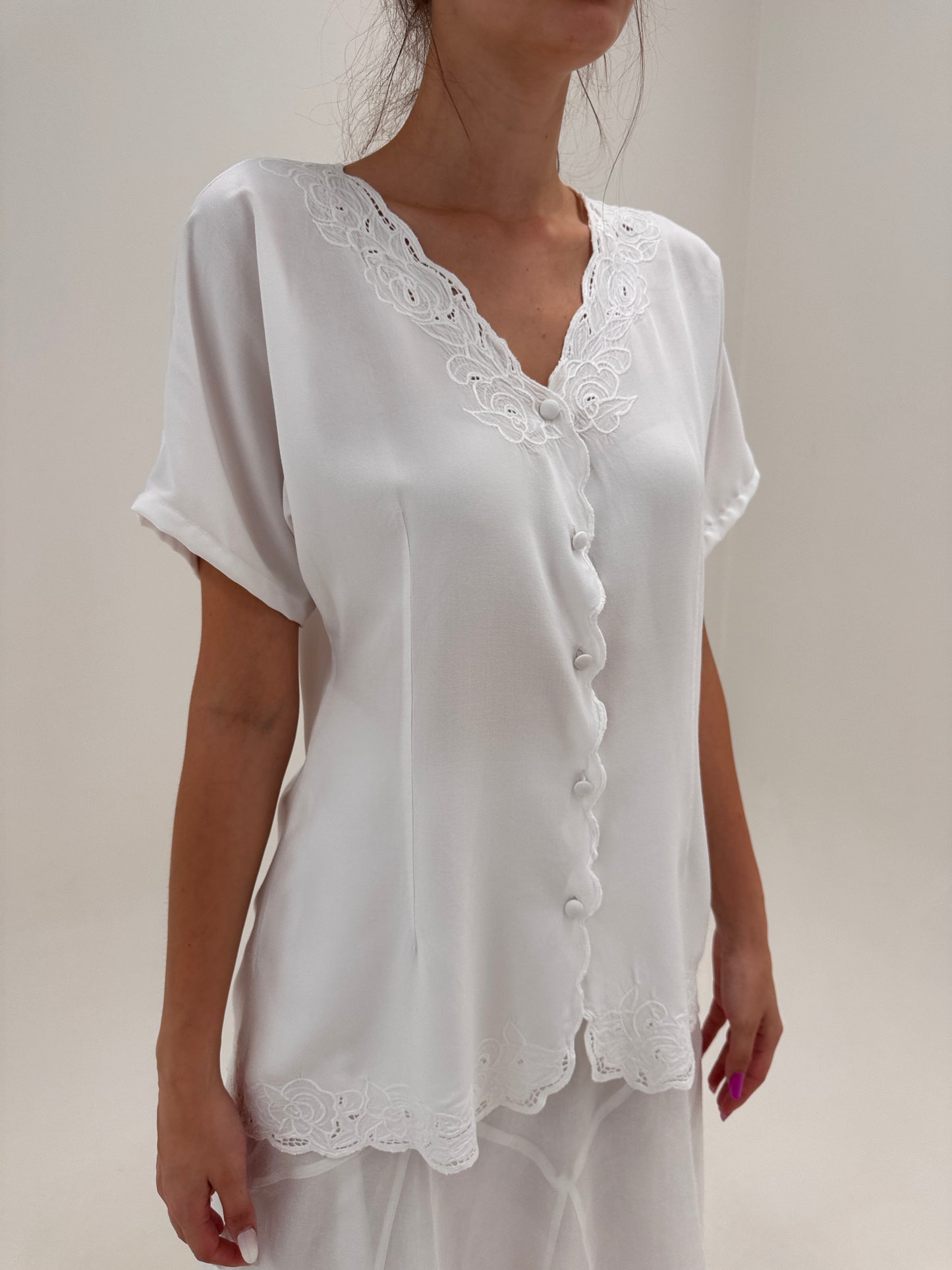 Cămașa ultra vaporoasă cambrata cu broderie anglaise