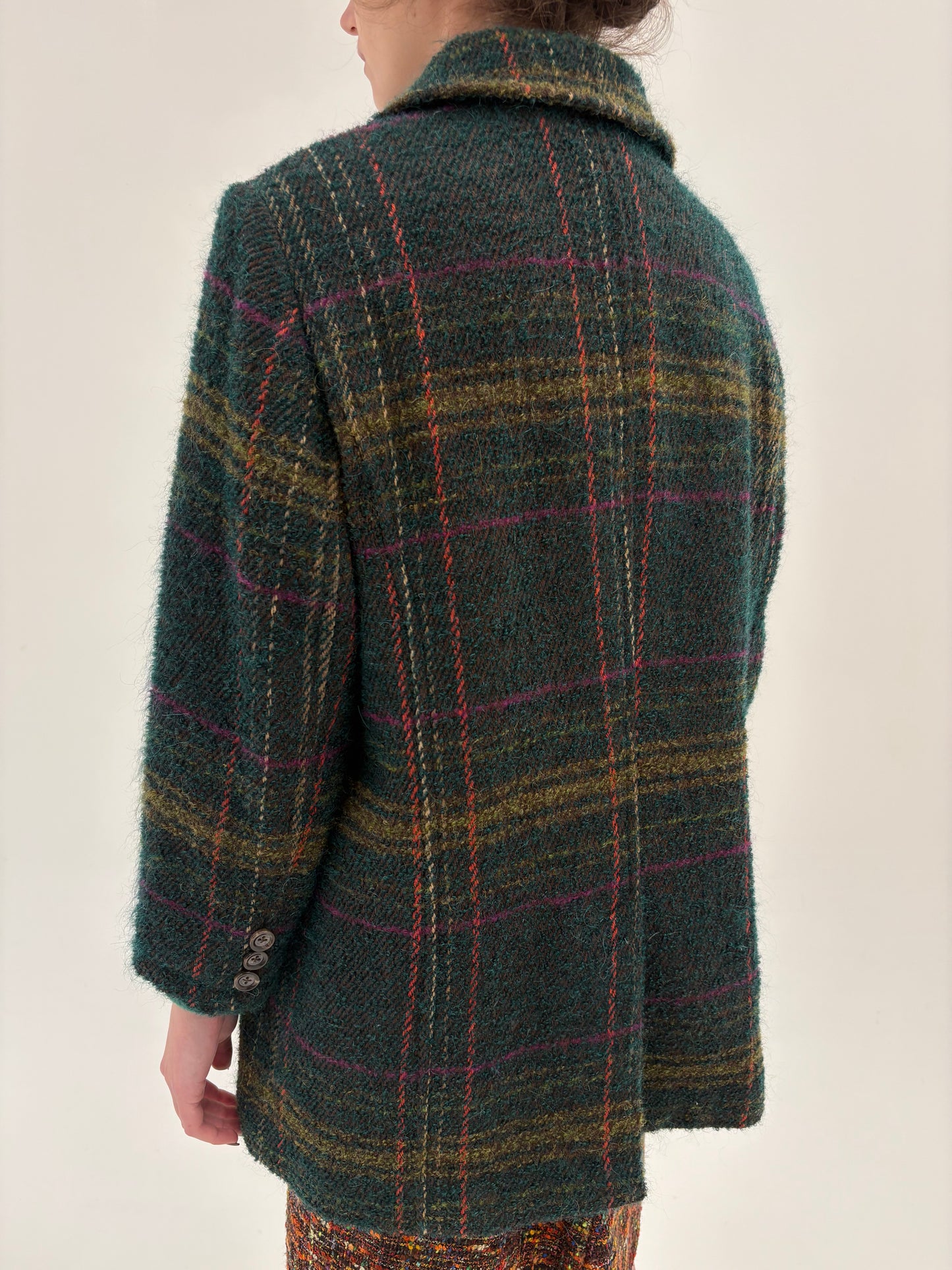 Palton din tweed gros de mohair forest green cu carouri în culori tari