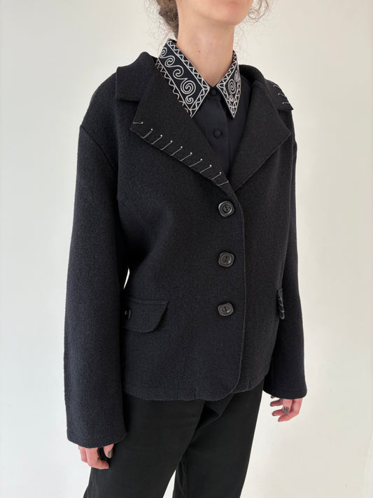 Sacou cambrat italian negru ultra confort din boiled wool
