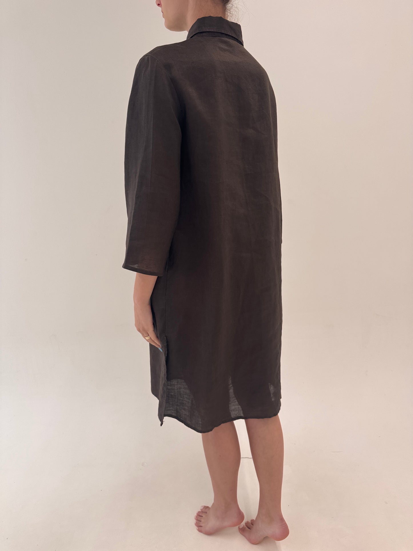 Rochie tip cămașă din in premium chocolate brown cu broderie și aplicații