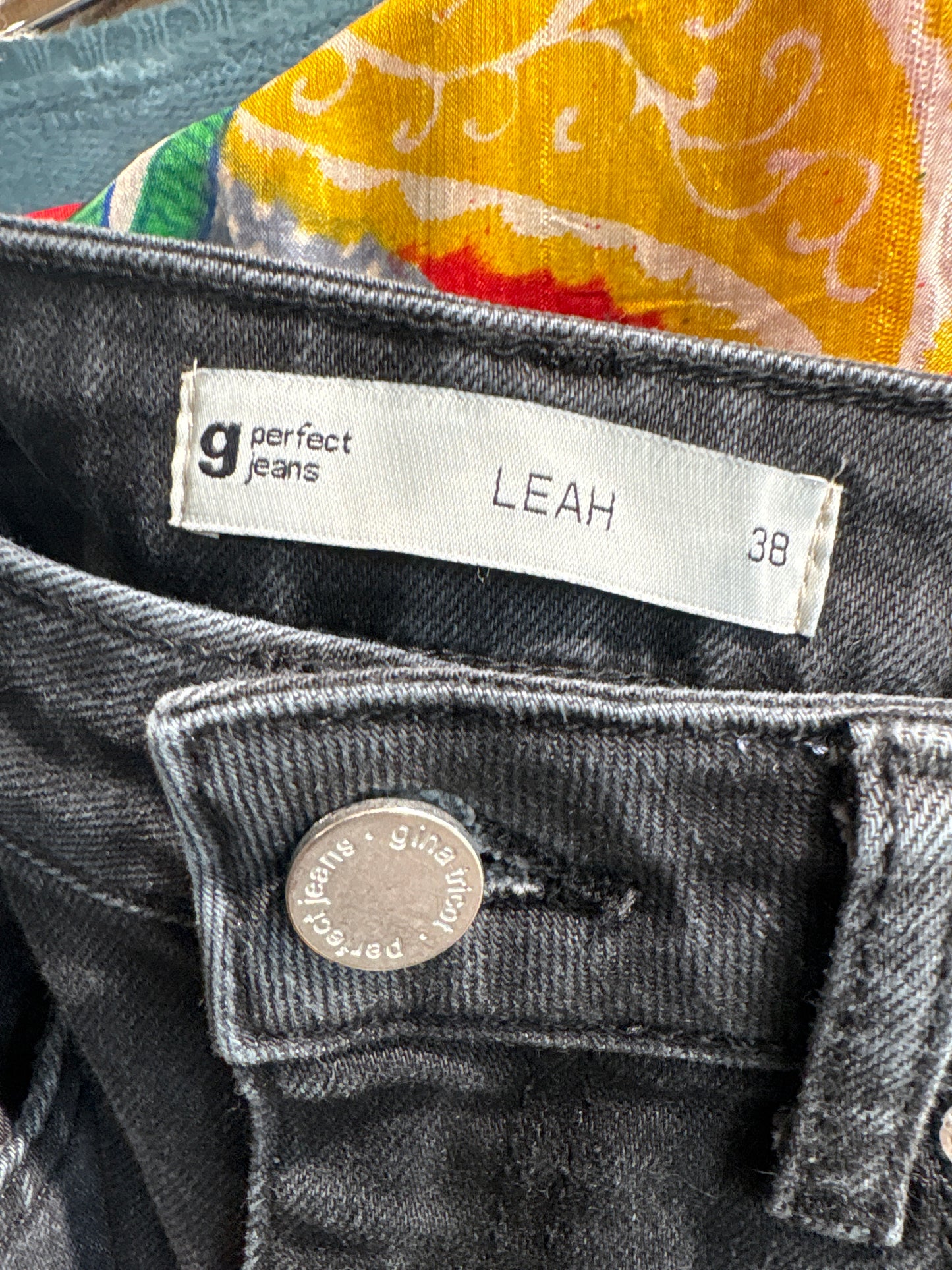 Jeans modelatori confort cu talie înaltă