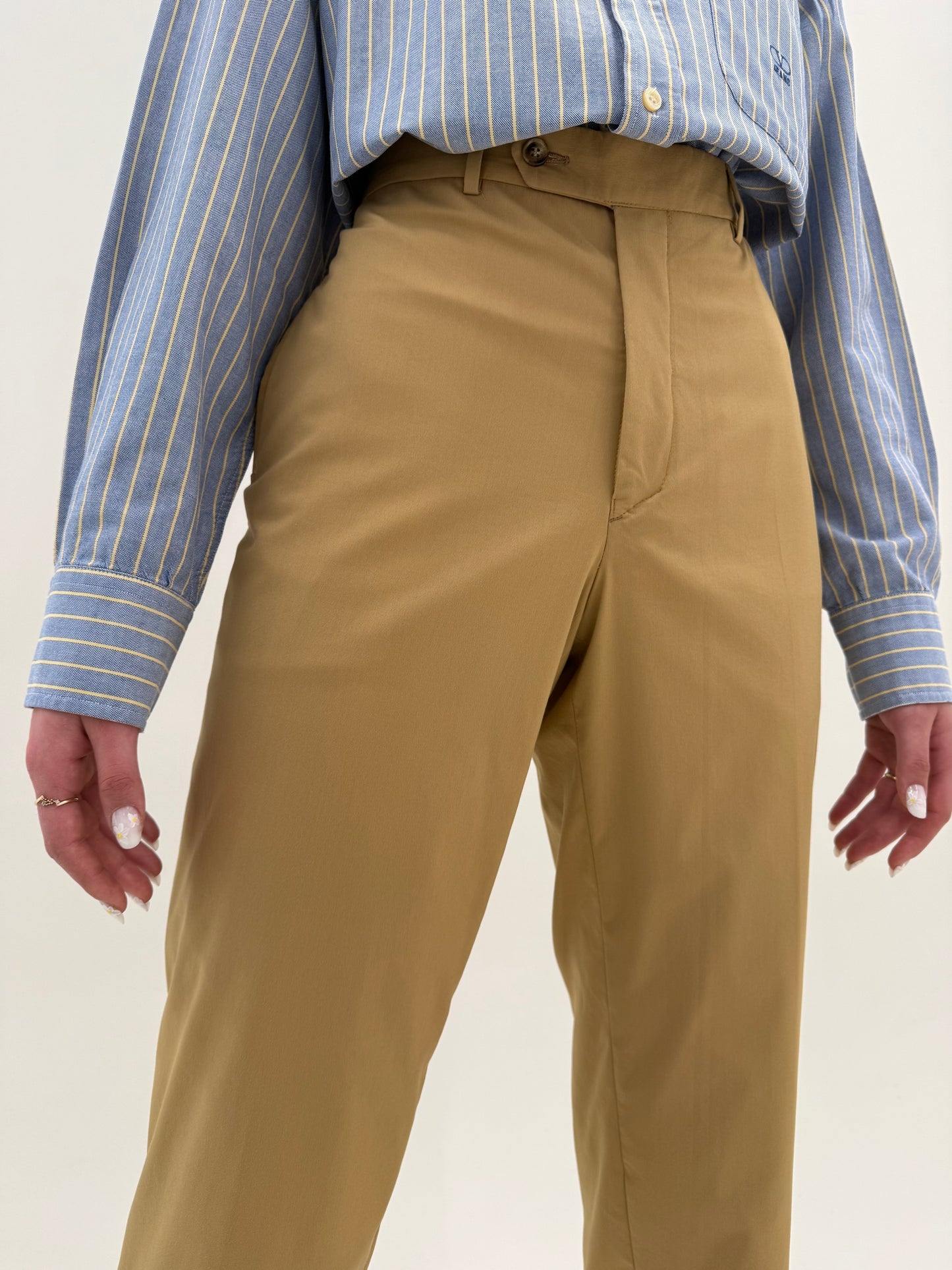 Costum tall camel Prada de vară în croi actual